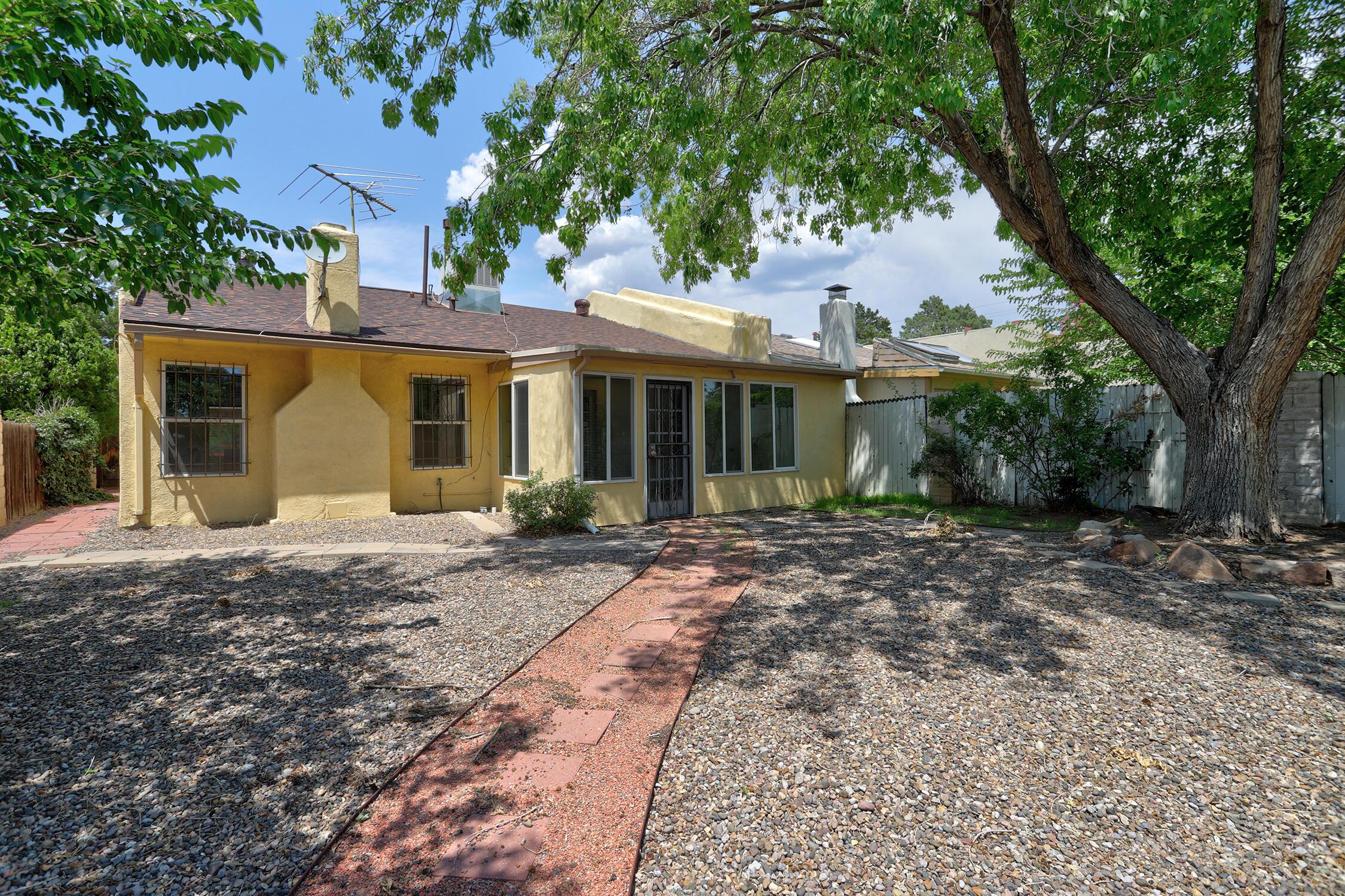 6132 Katson Avenue NE