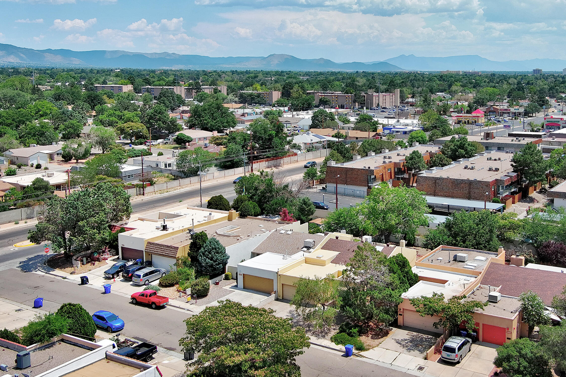 6132 Katson Avenue NE