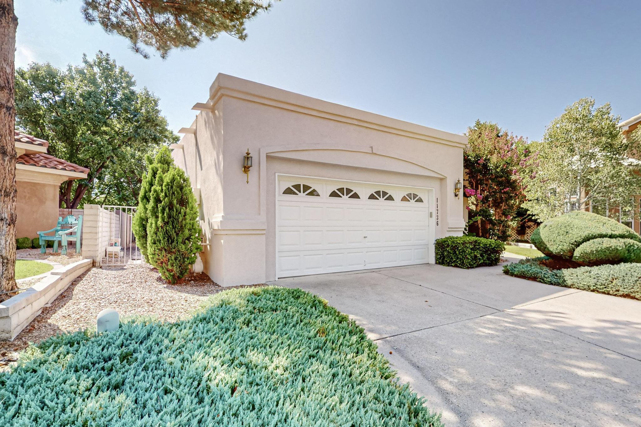 11736 Sky Valley Way NE