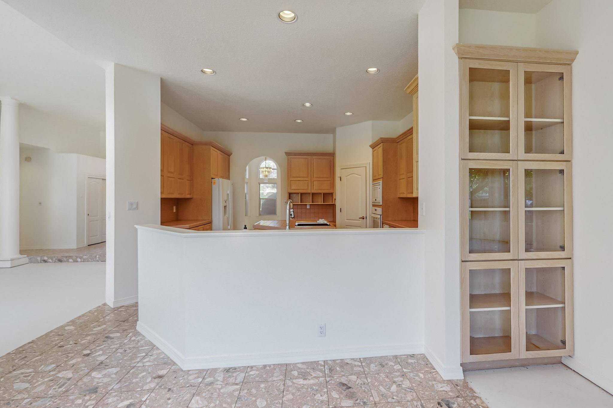 11736 Sky Valley Way NE