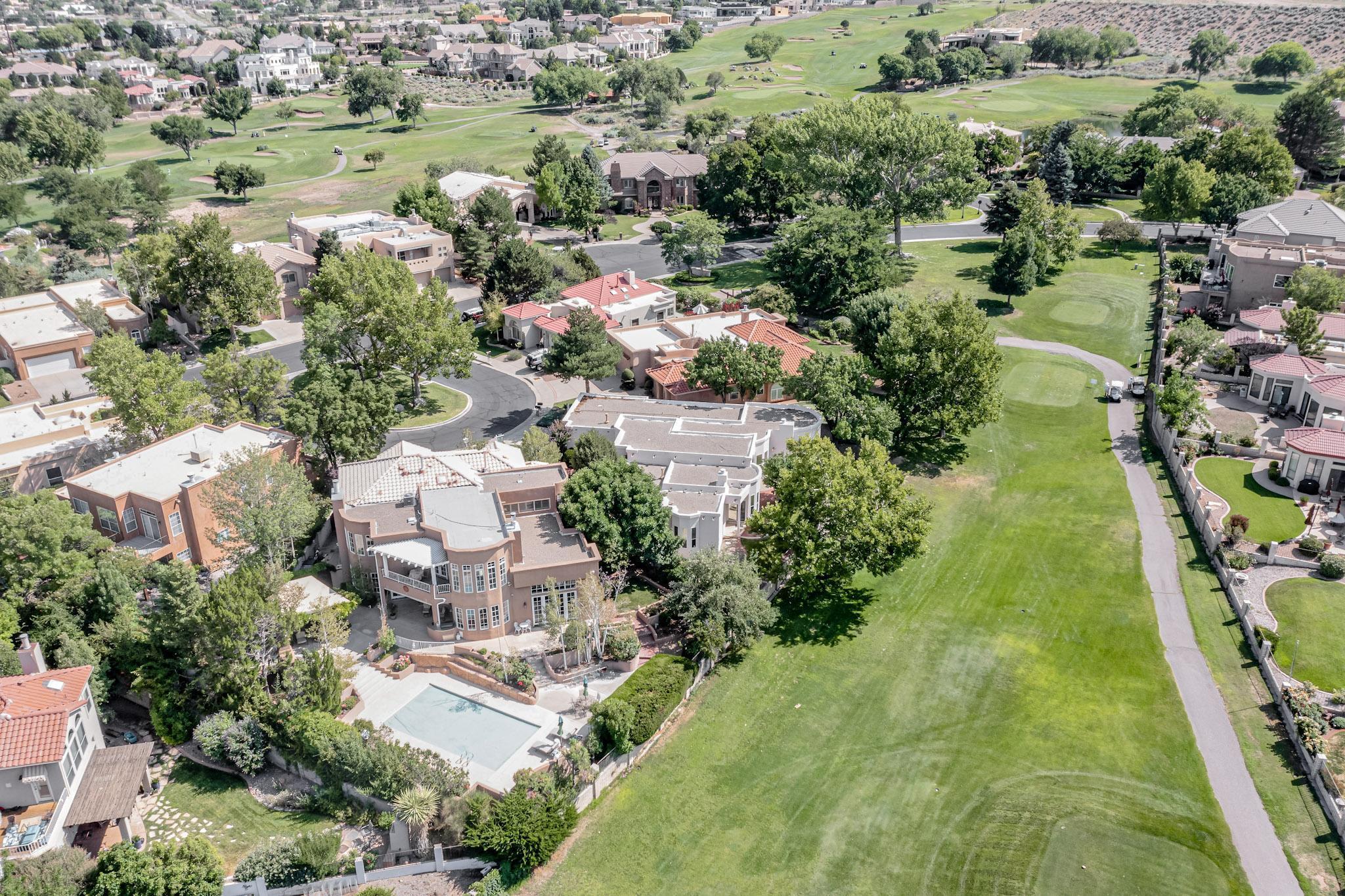 11736 Sky Valley Way NE