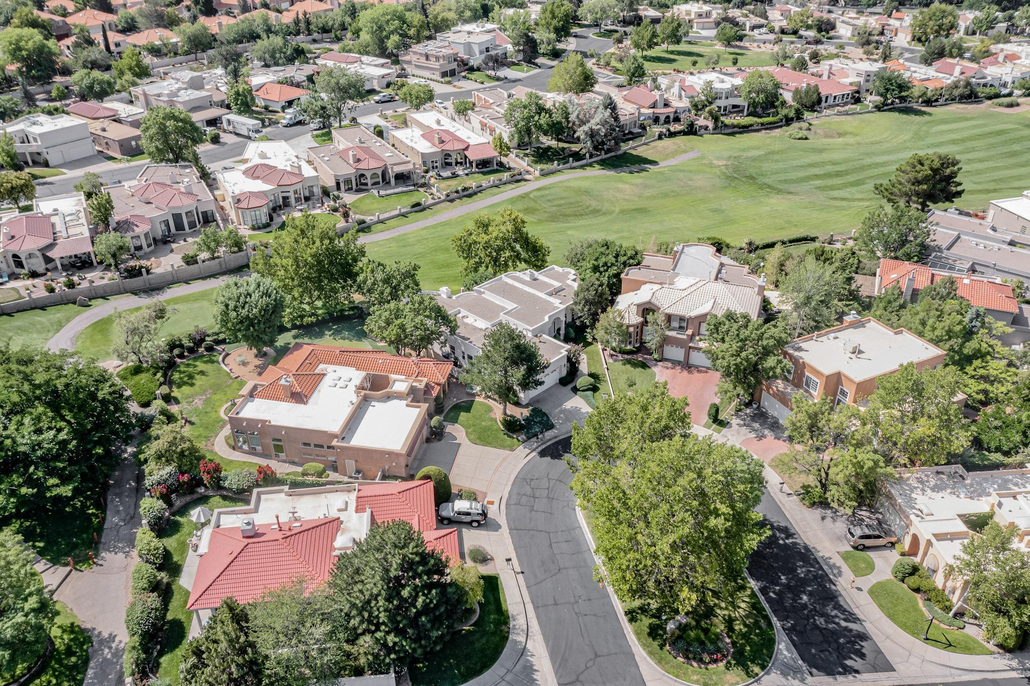 11736 Sky Valley Way NE