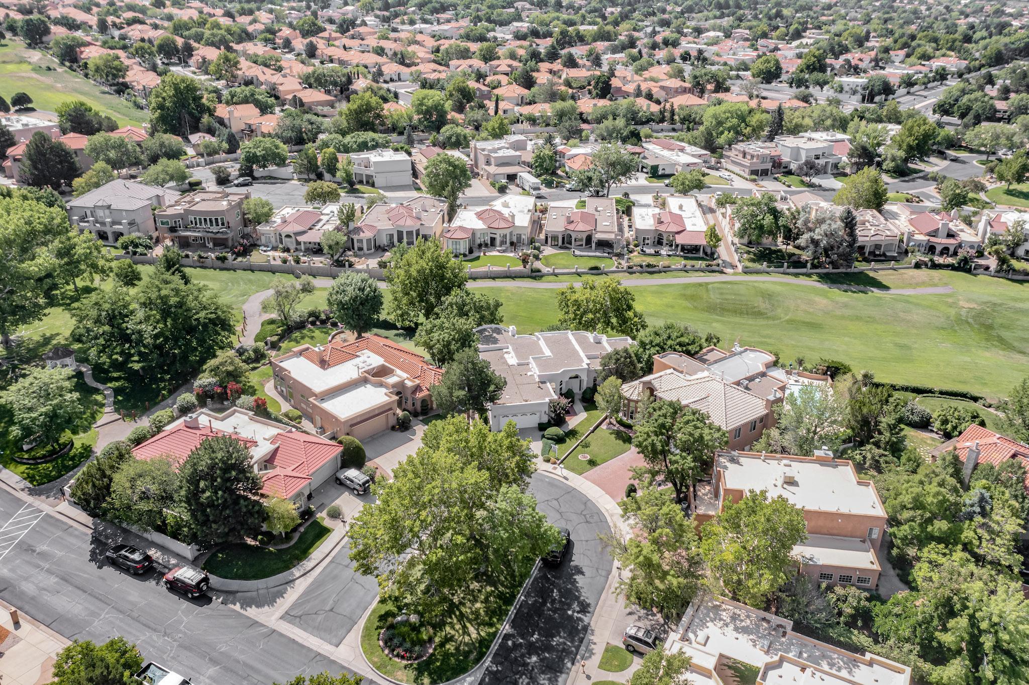 11736 Sky Valley Way NE