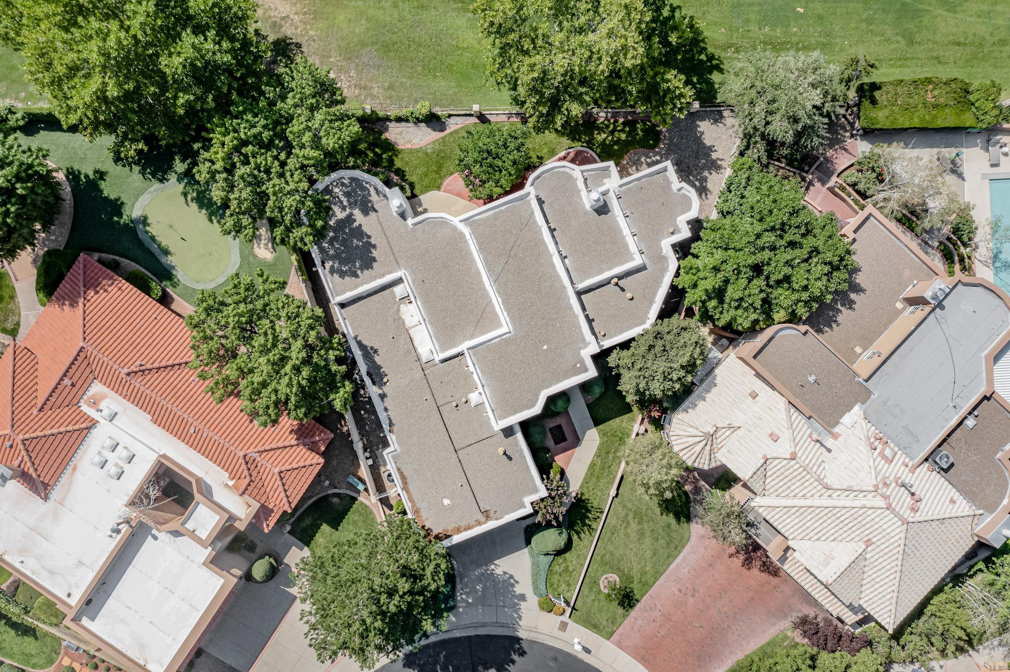 11736 Sky Valley Way NE