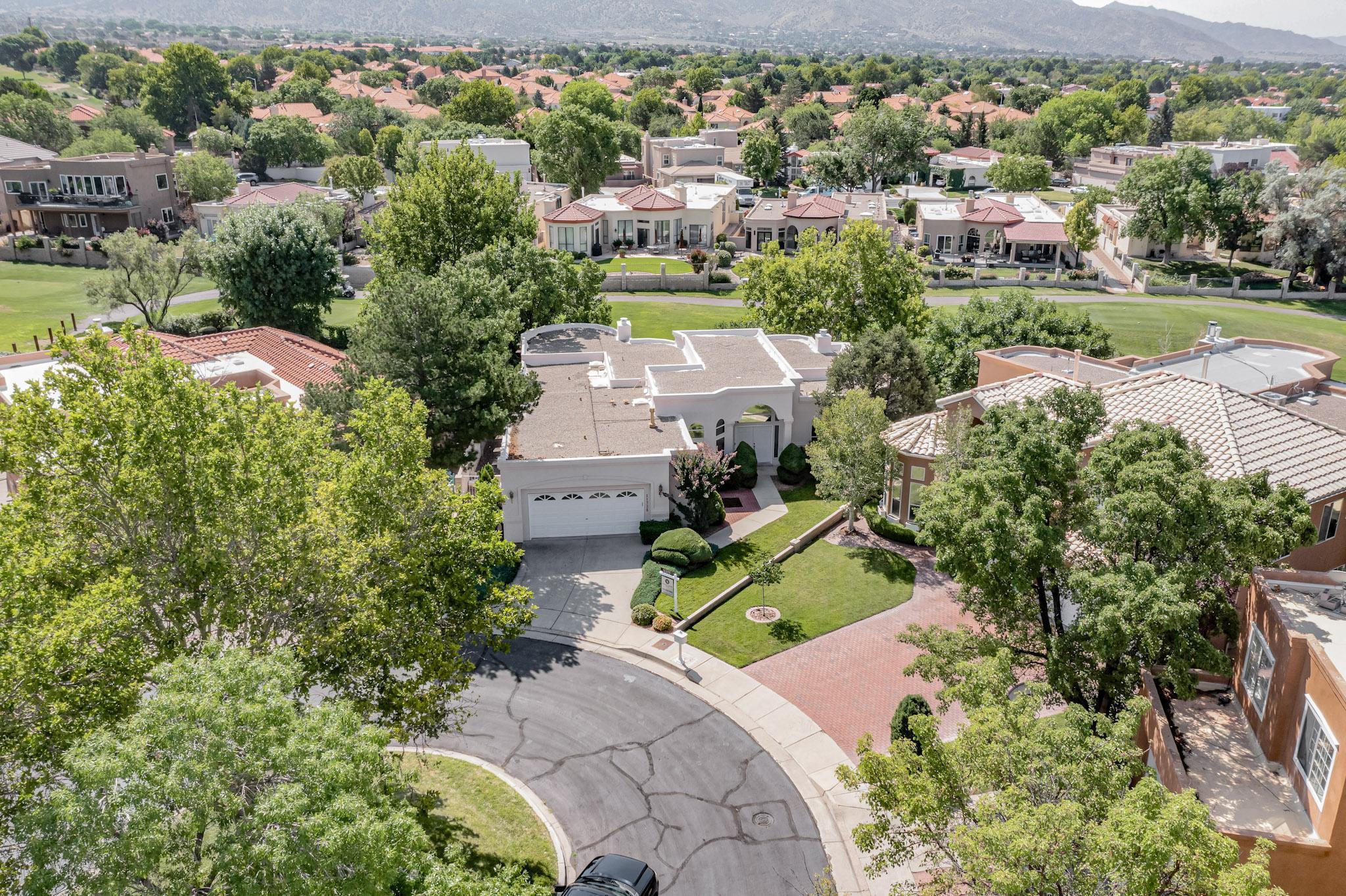 11736 Sky Valley Way NE