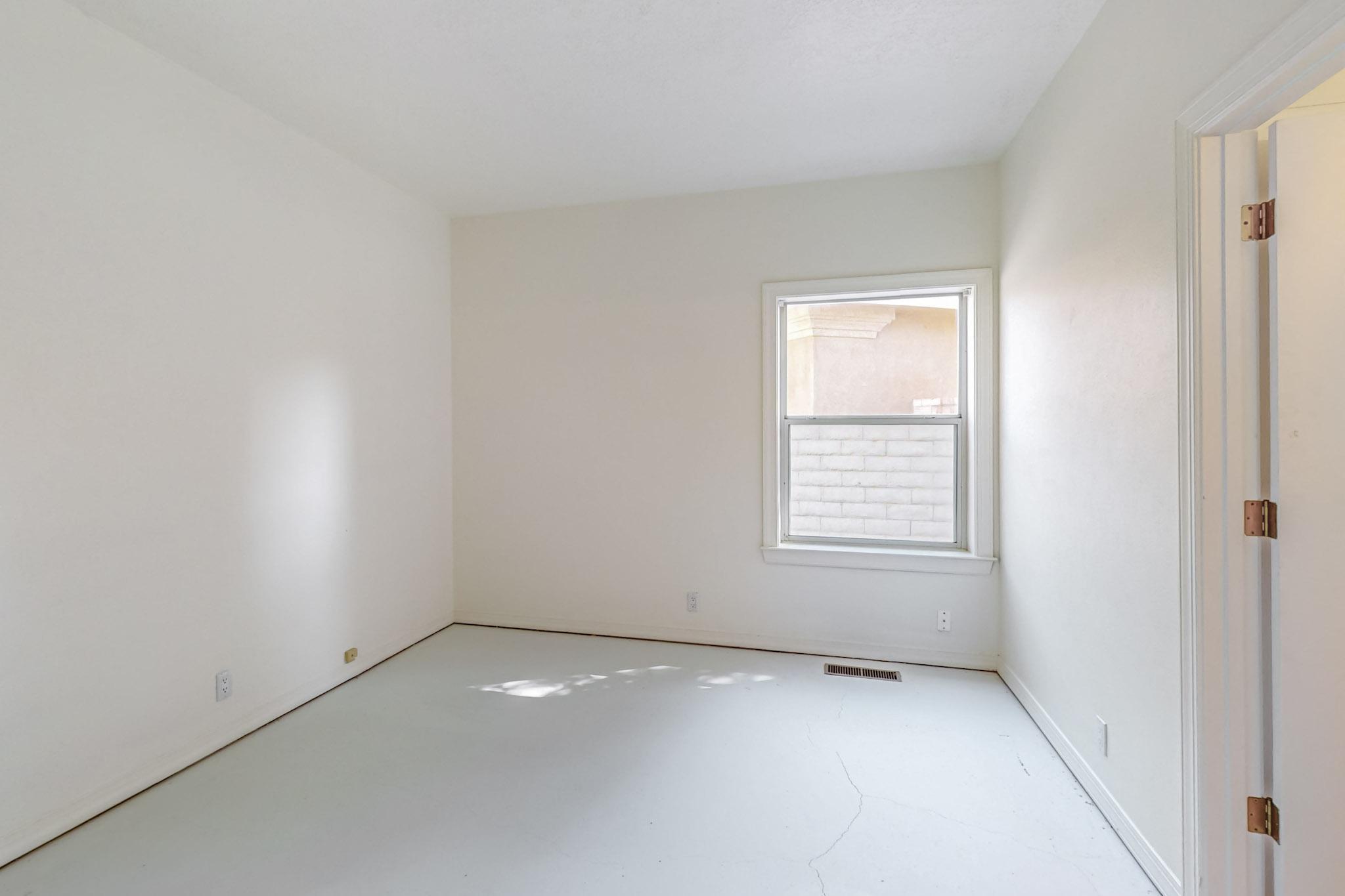 11736 Sky Valley Way NE