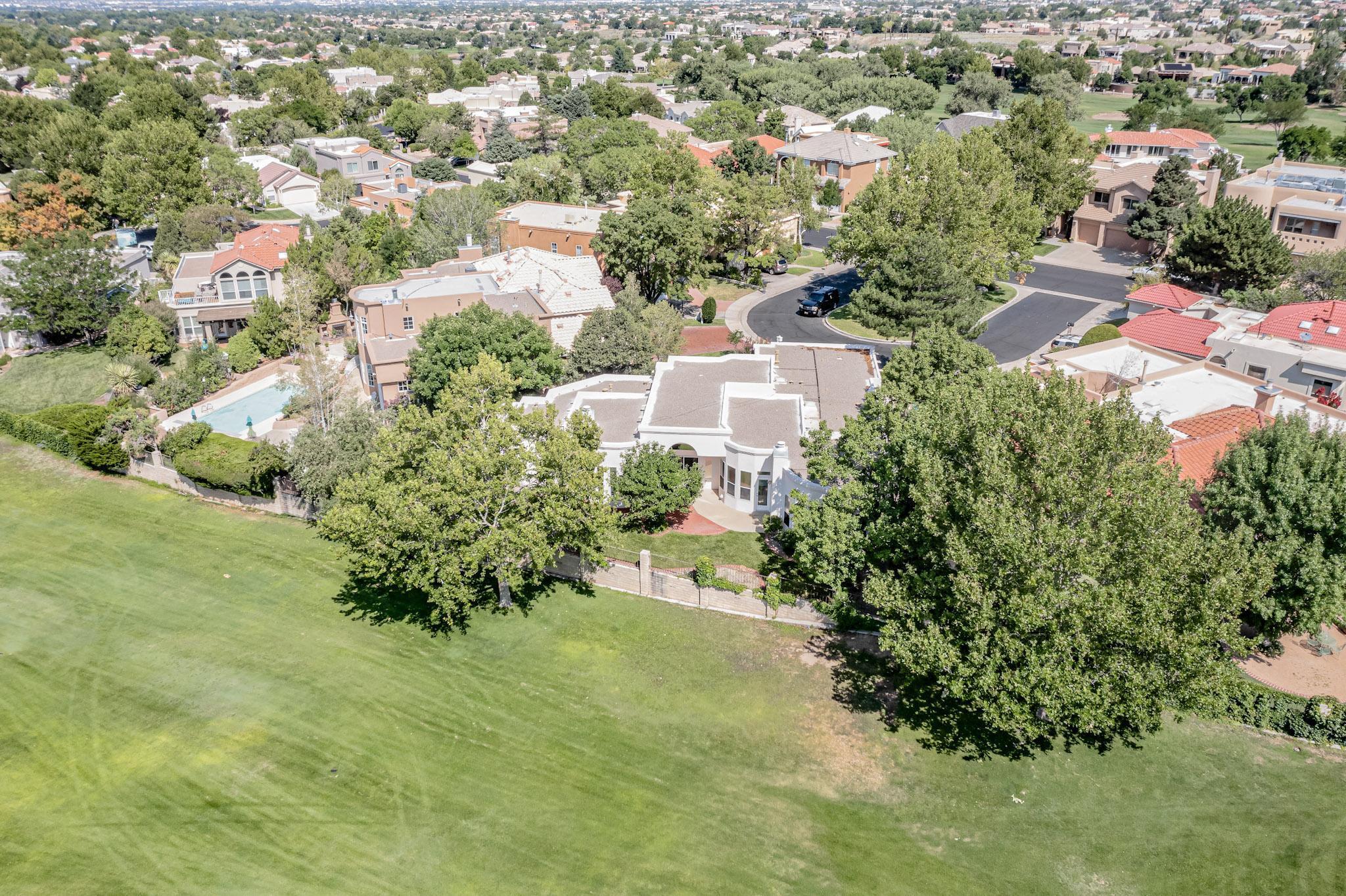 11736 Sky Valley Way NE