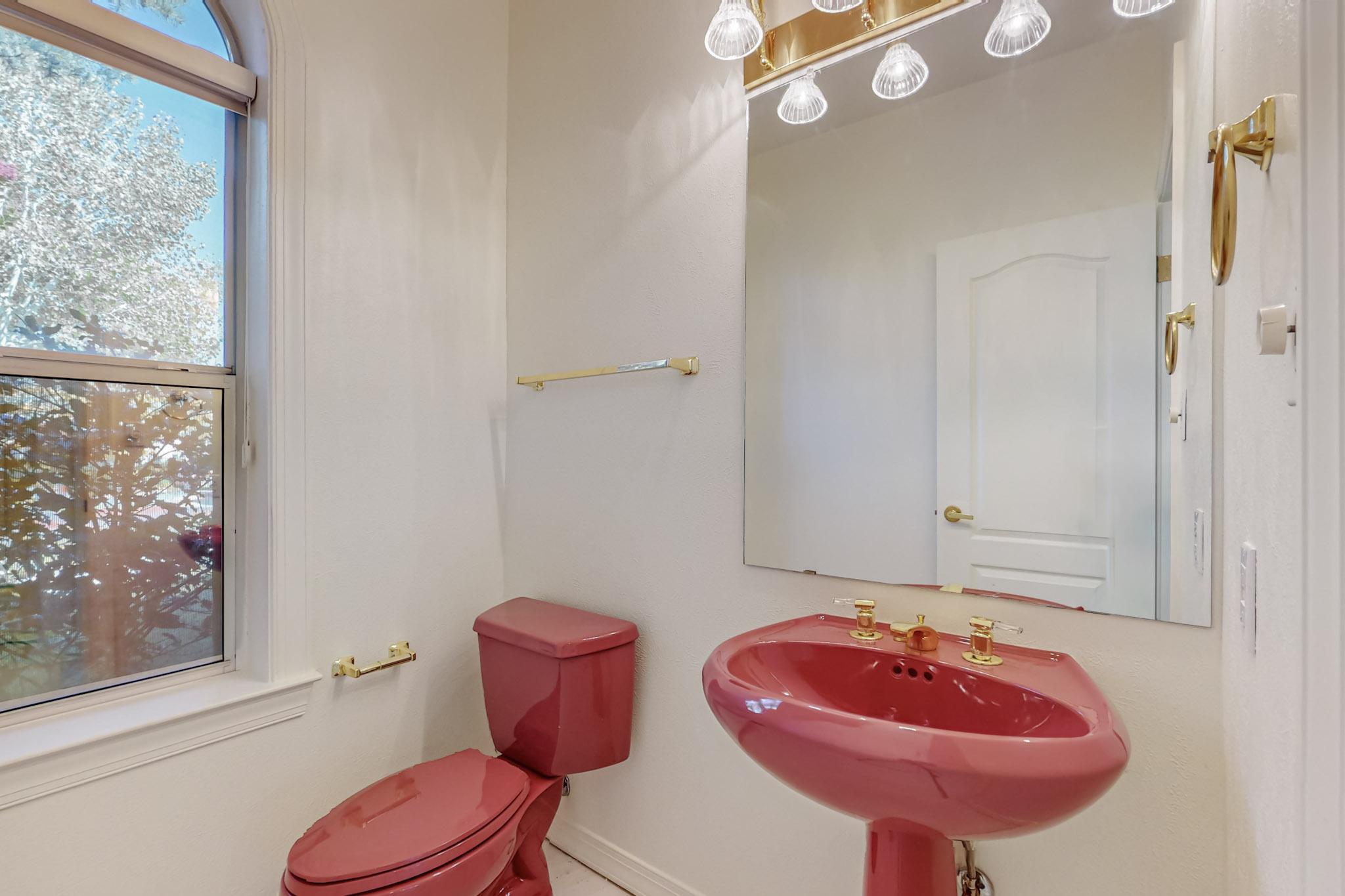 11736 Sky Valley Way NE