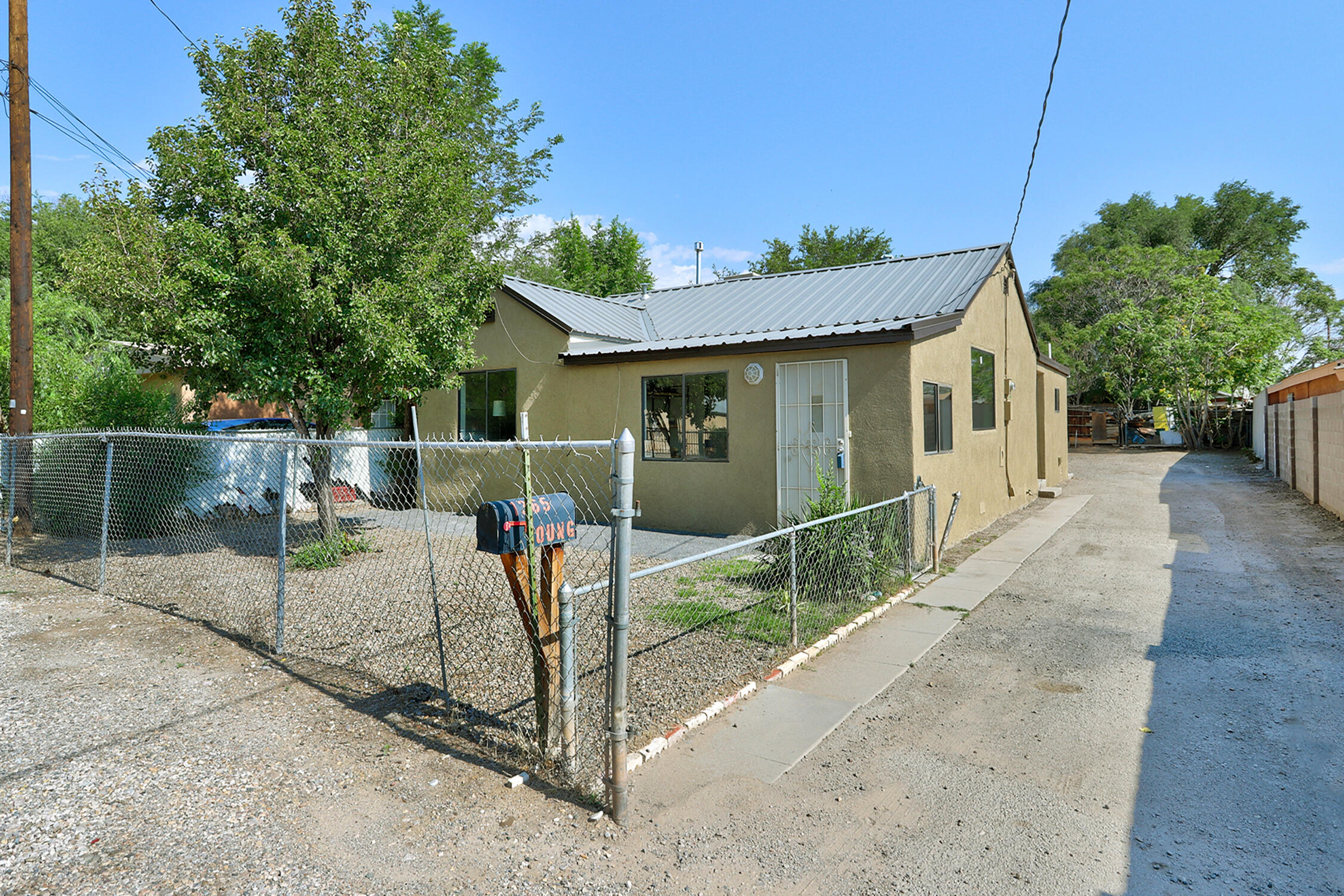 1365 Young Avenue SW