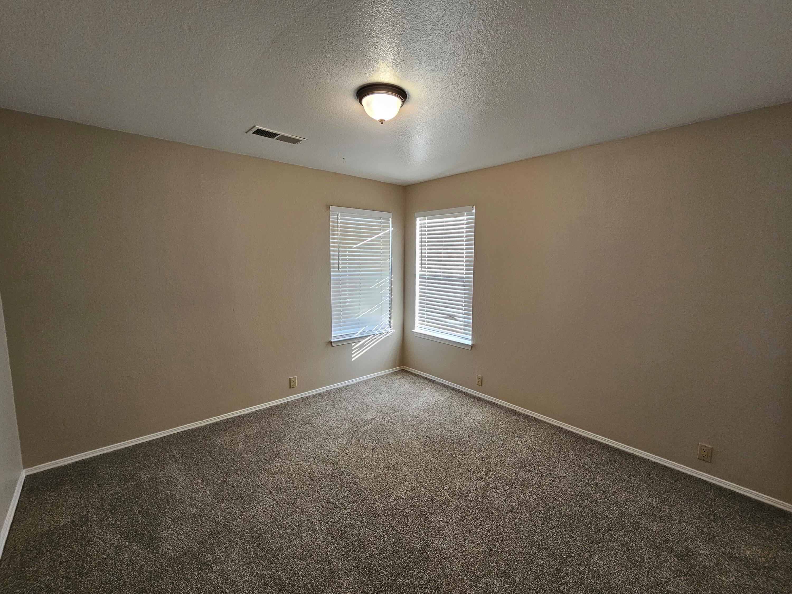 9508 Cargo Avenue NE