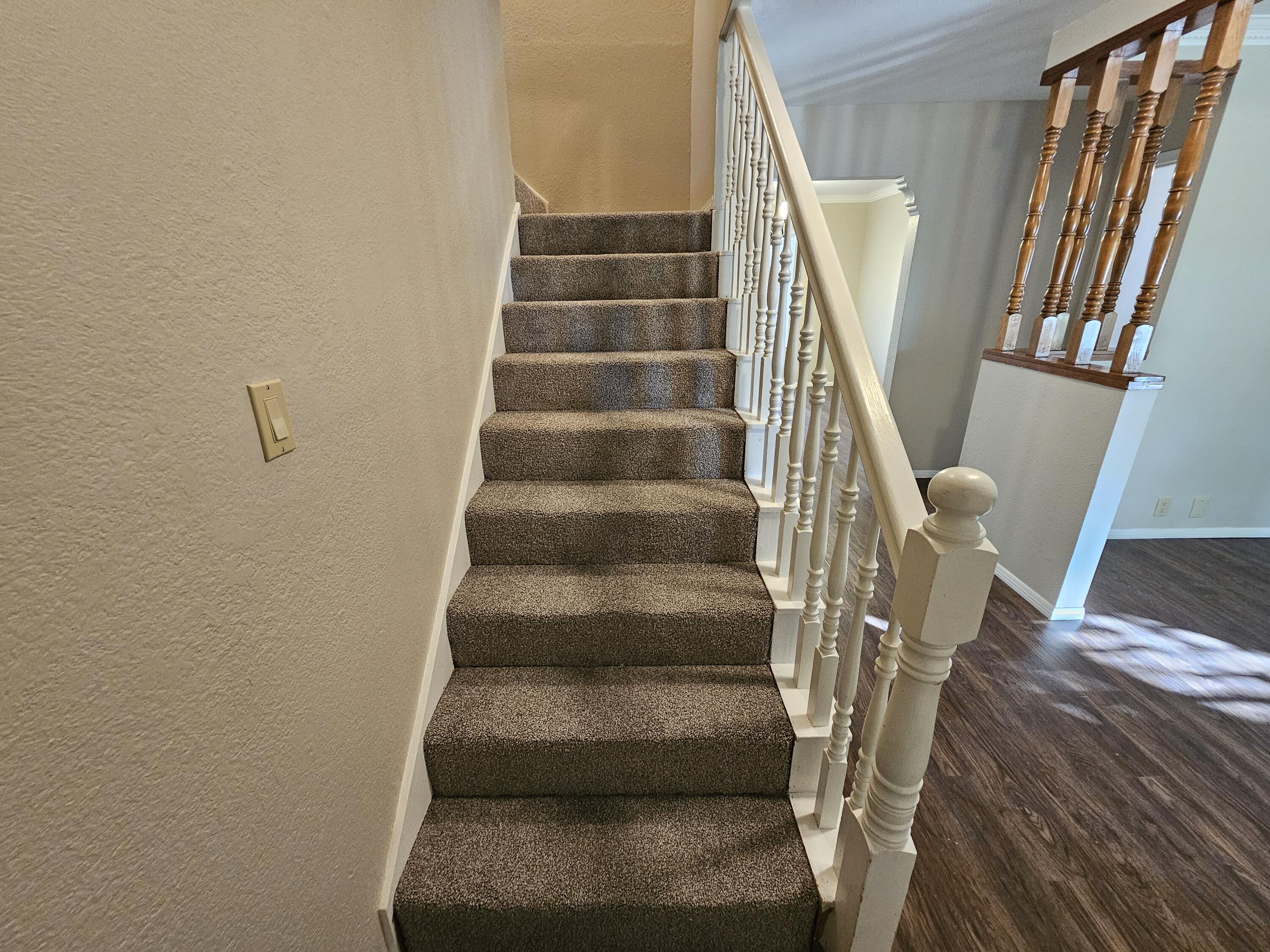 9508 Cargo Avenue NE