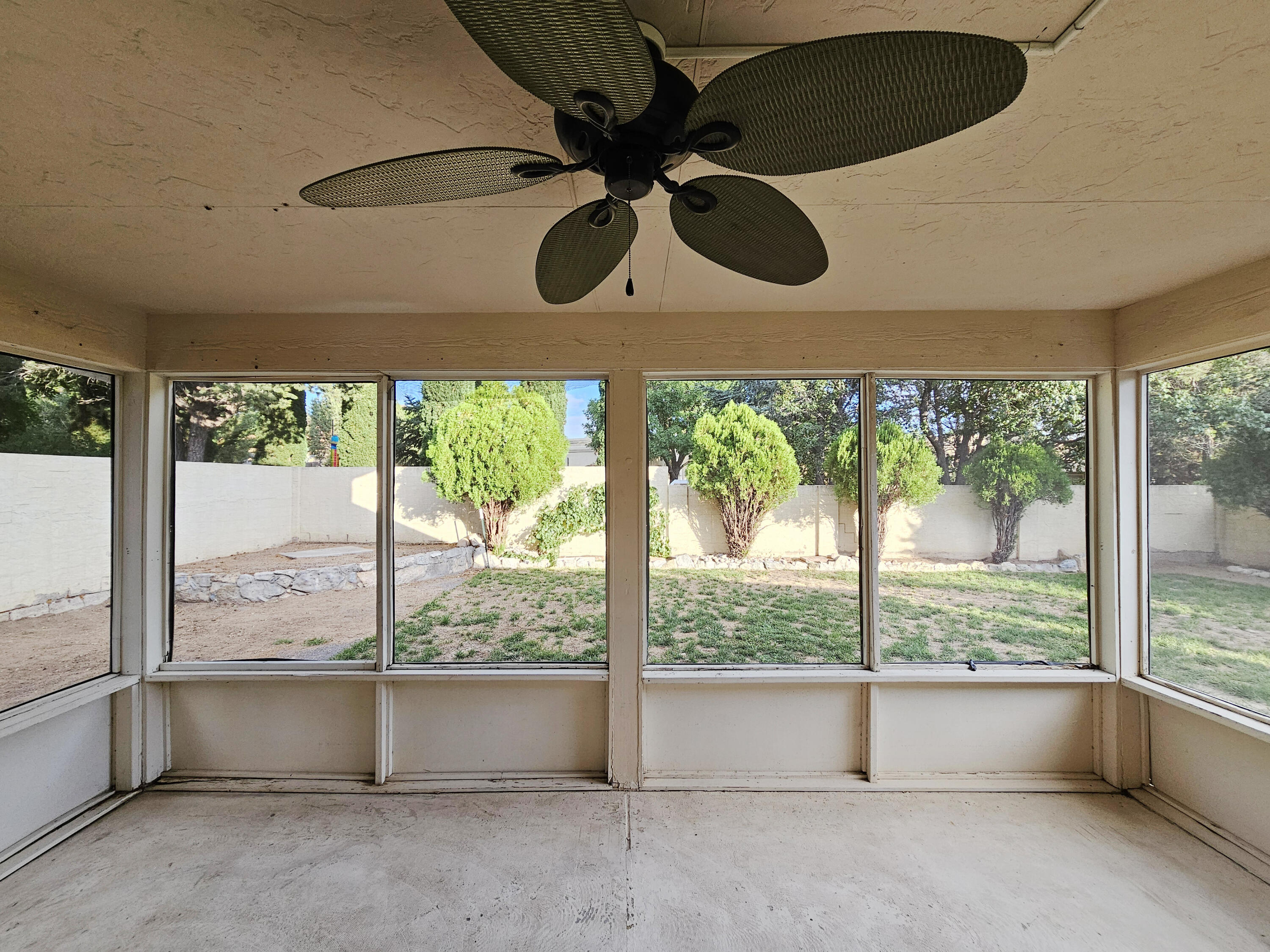 9508 Cargo Avenue NE