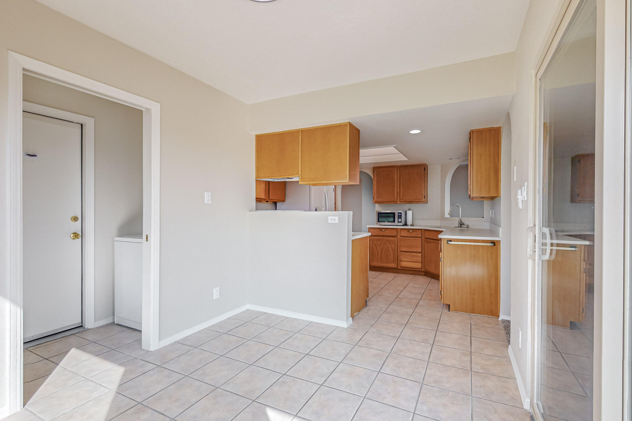 6394 Roadrunner Loop NE