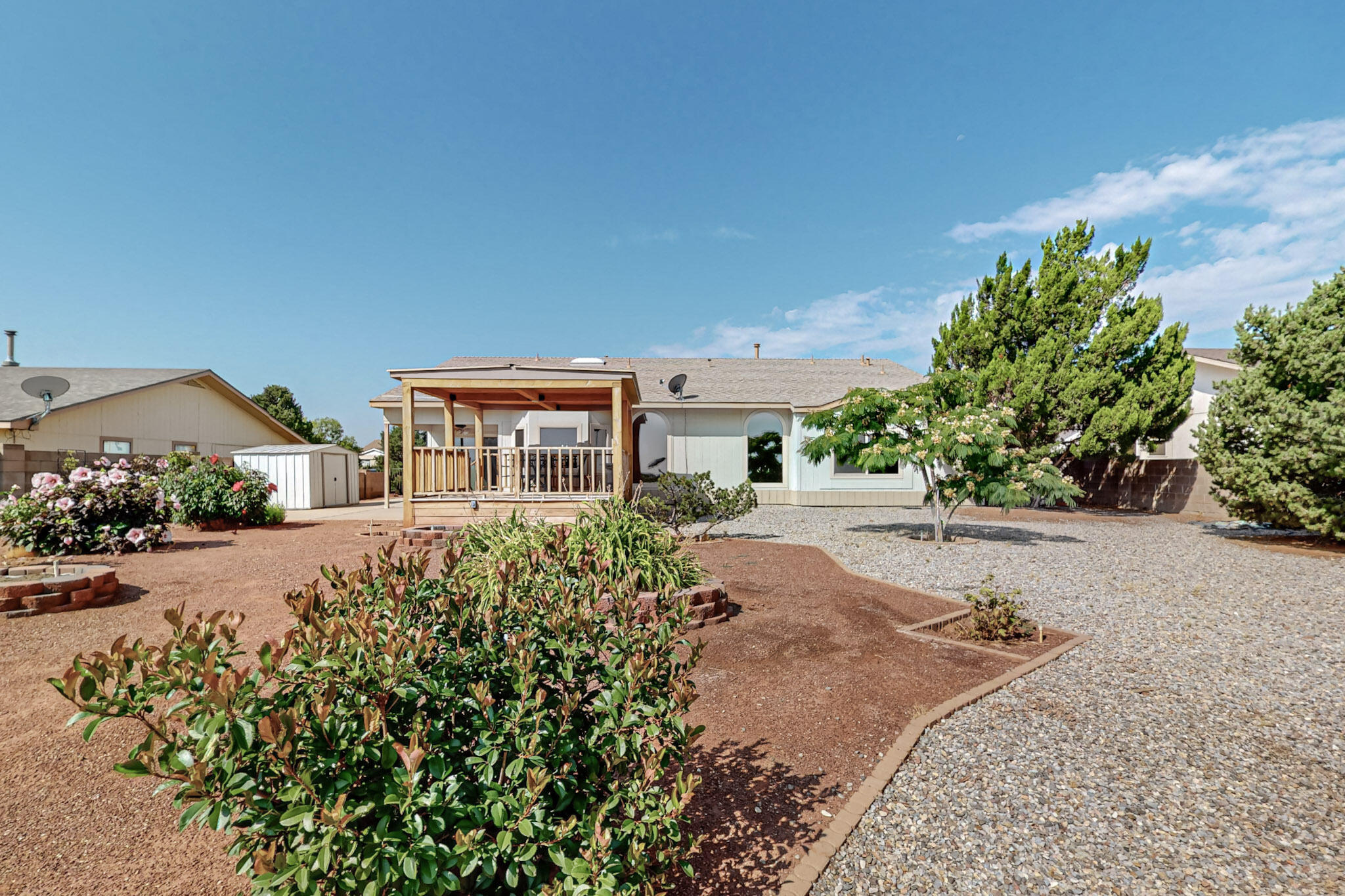 6394 Roadrunner Loop NE