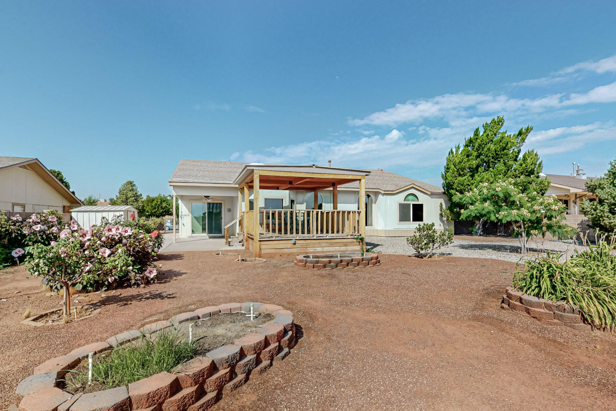 6394 Roadrunner Loop NE