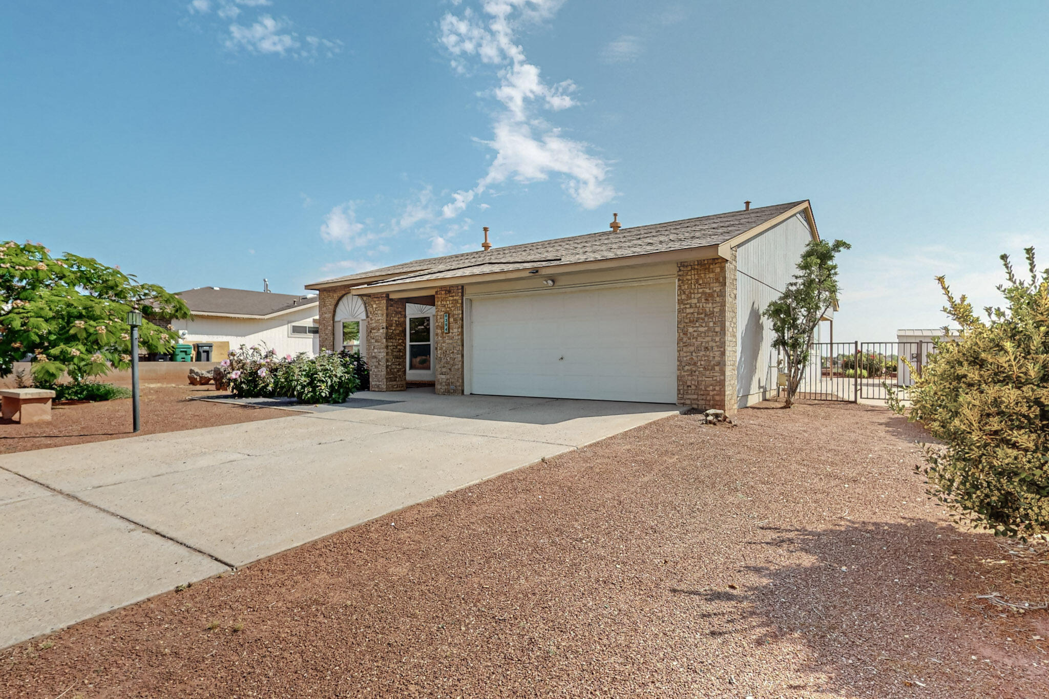6394 Roadrunner Loop NE