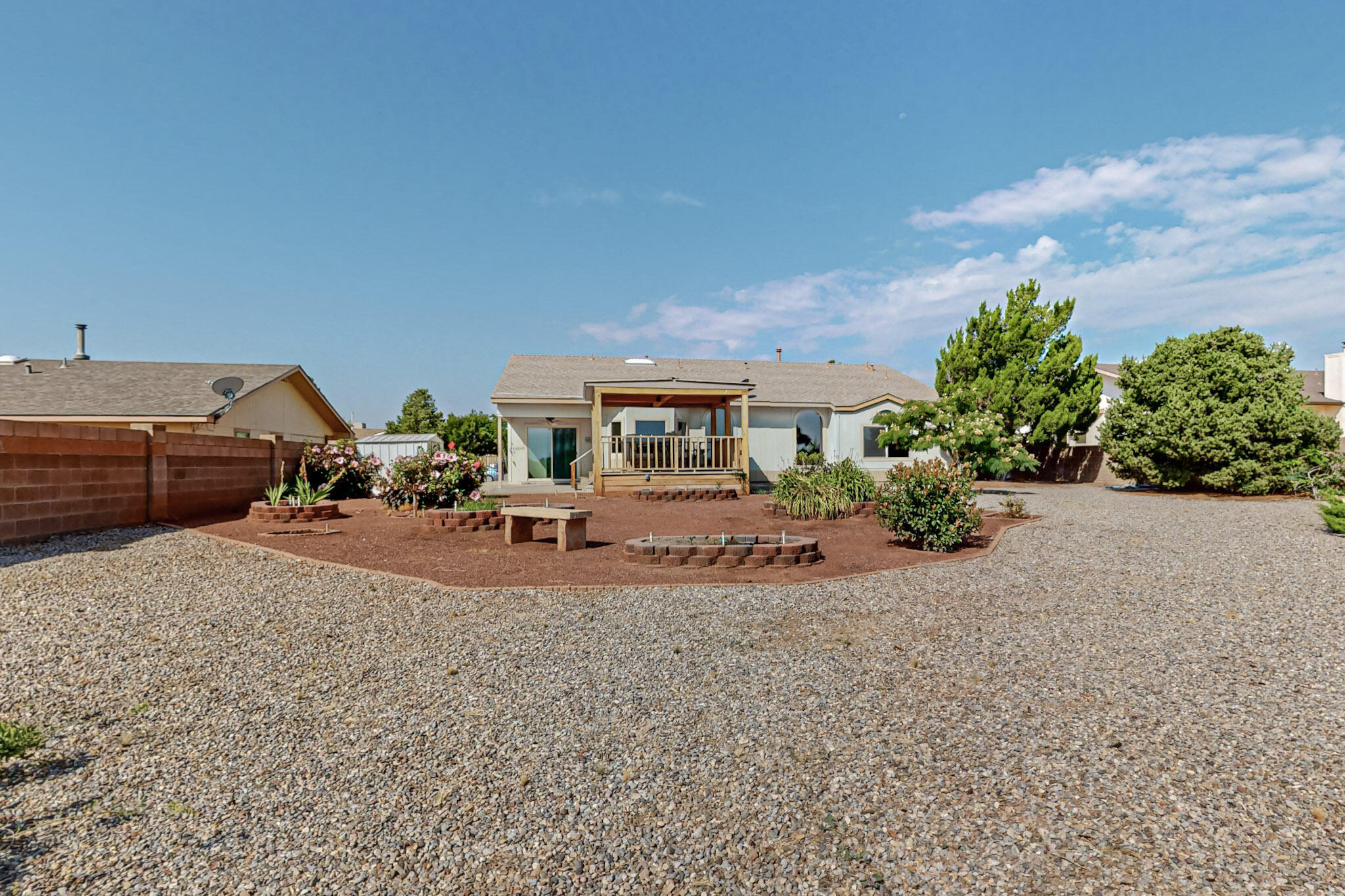 6394 Roadrunner Loop NE