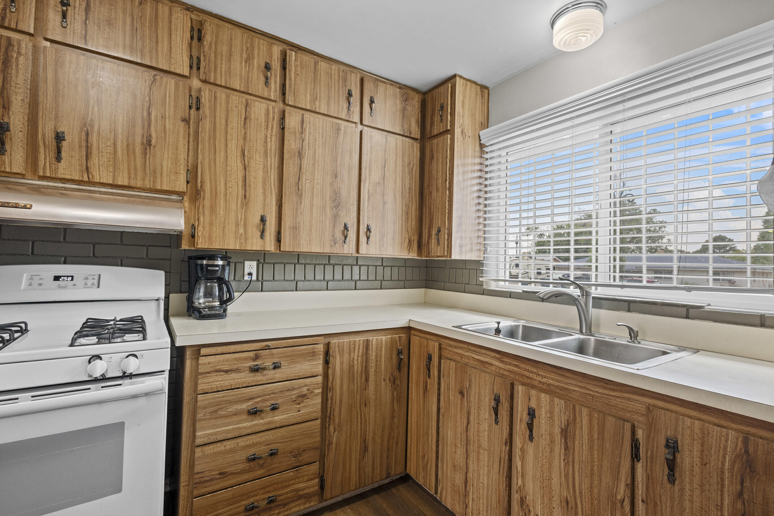 3208 San Pedro Drive NE