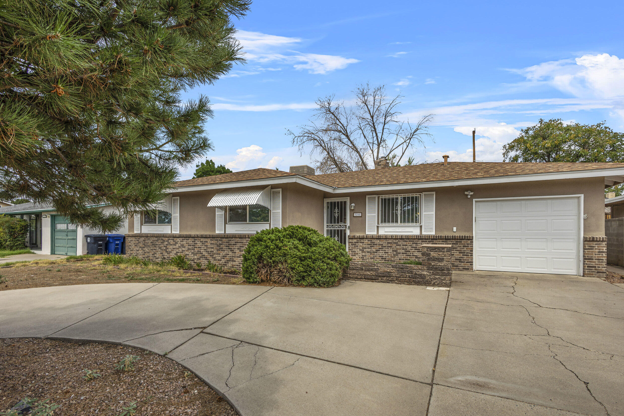 3208 San Pedro Drive NE