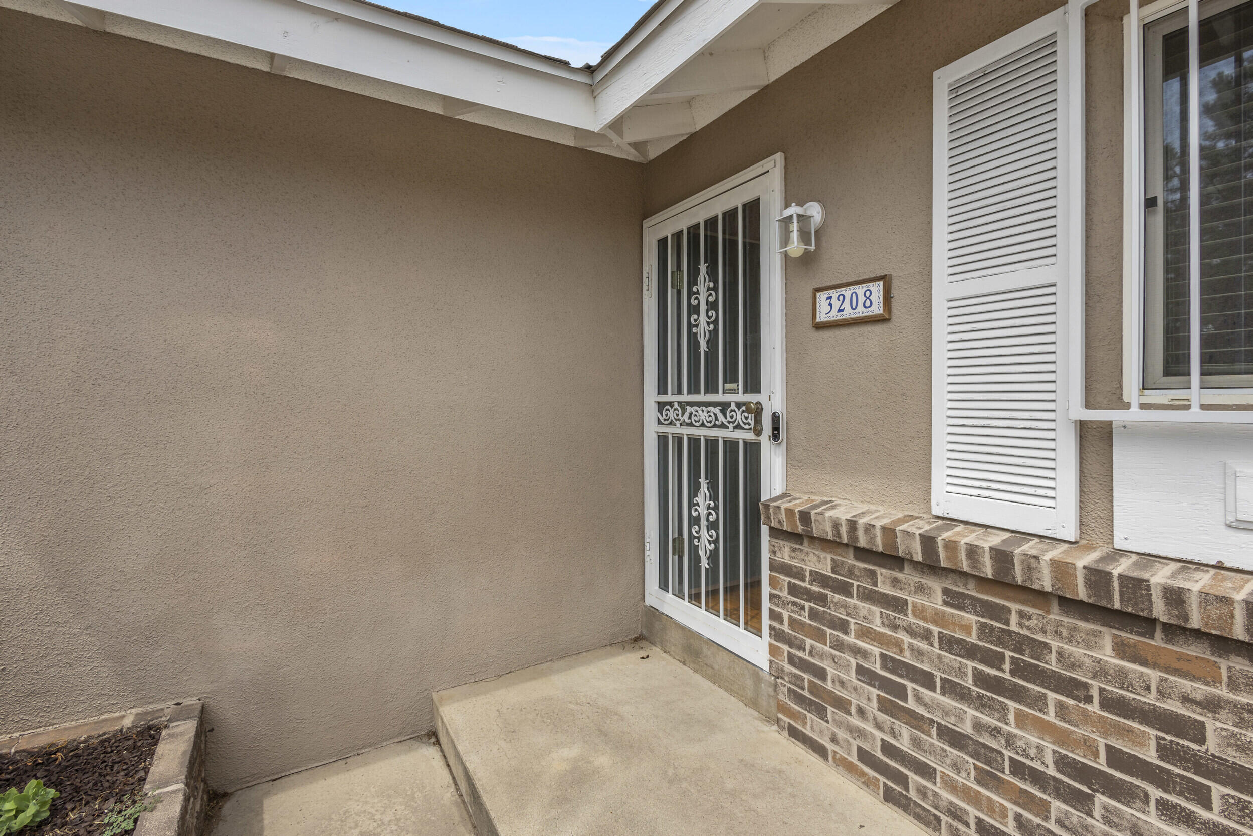 3208 San Pedro Drive NE