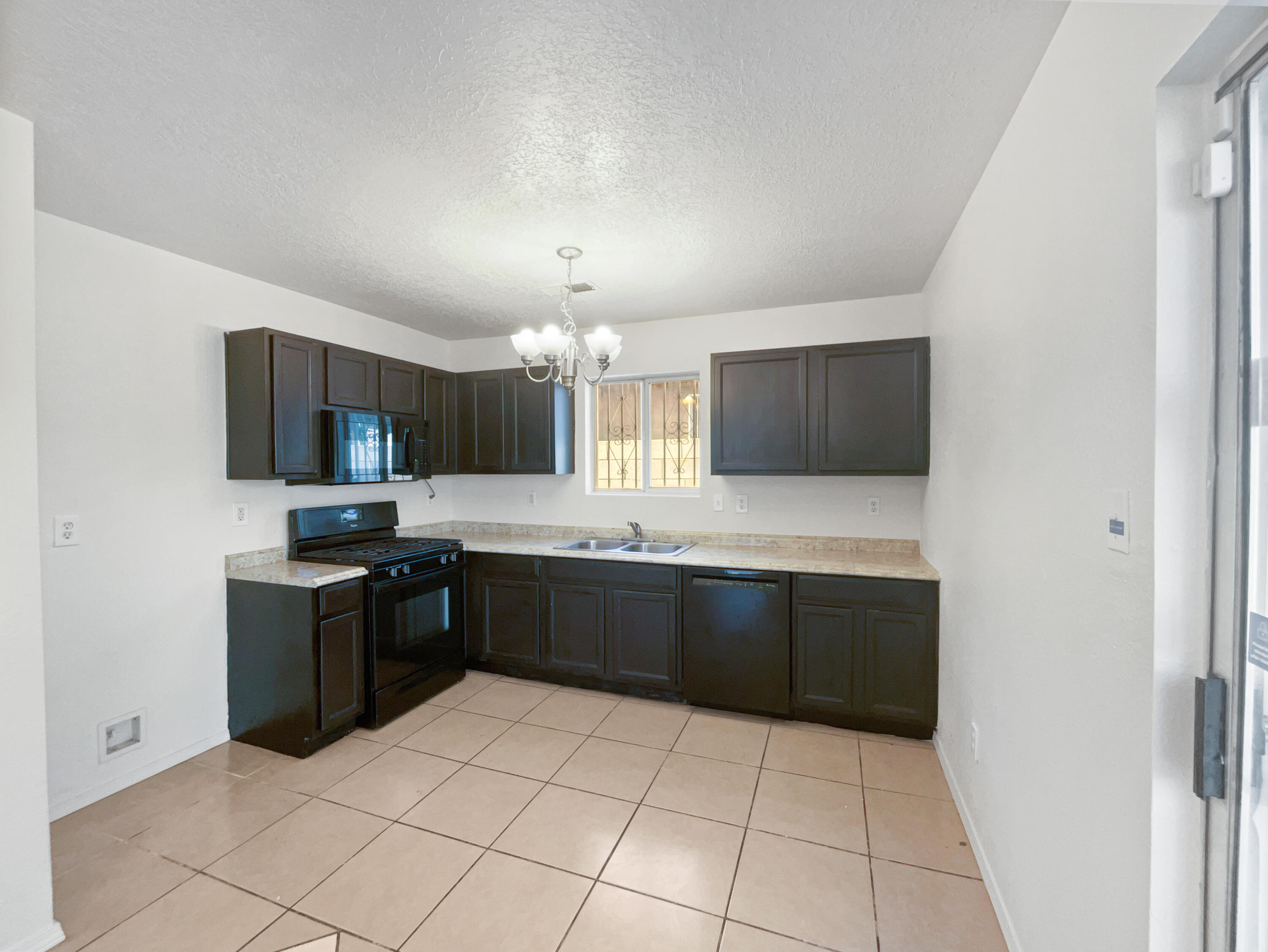 2315 DESERT SPRINGS Drive SW