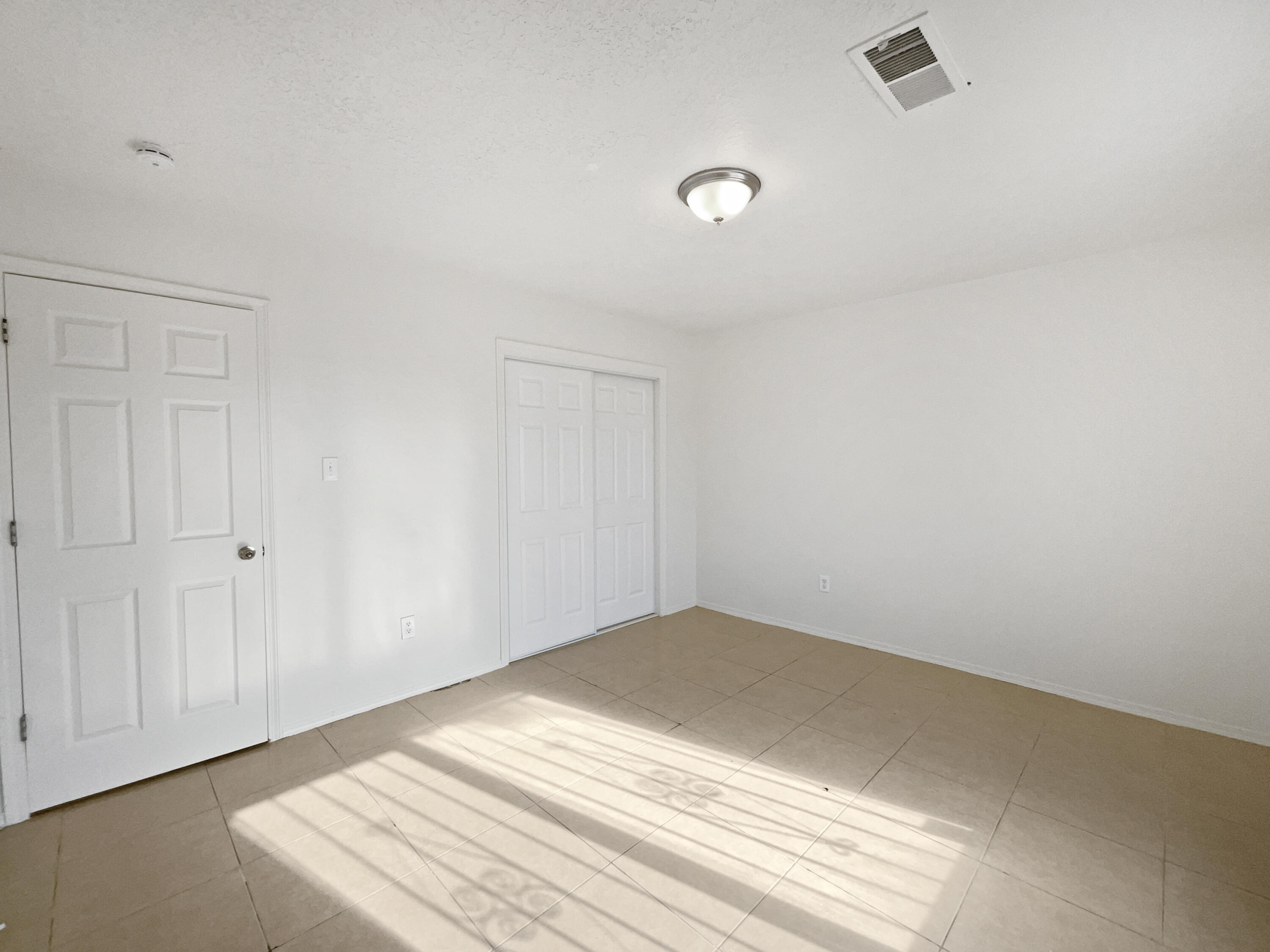 2315 DESERT SPRINGS Drive SW