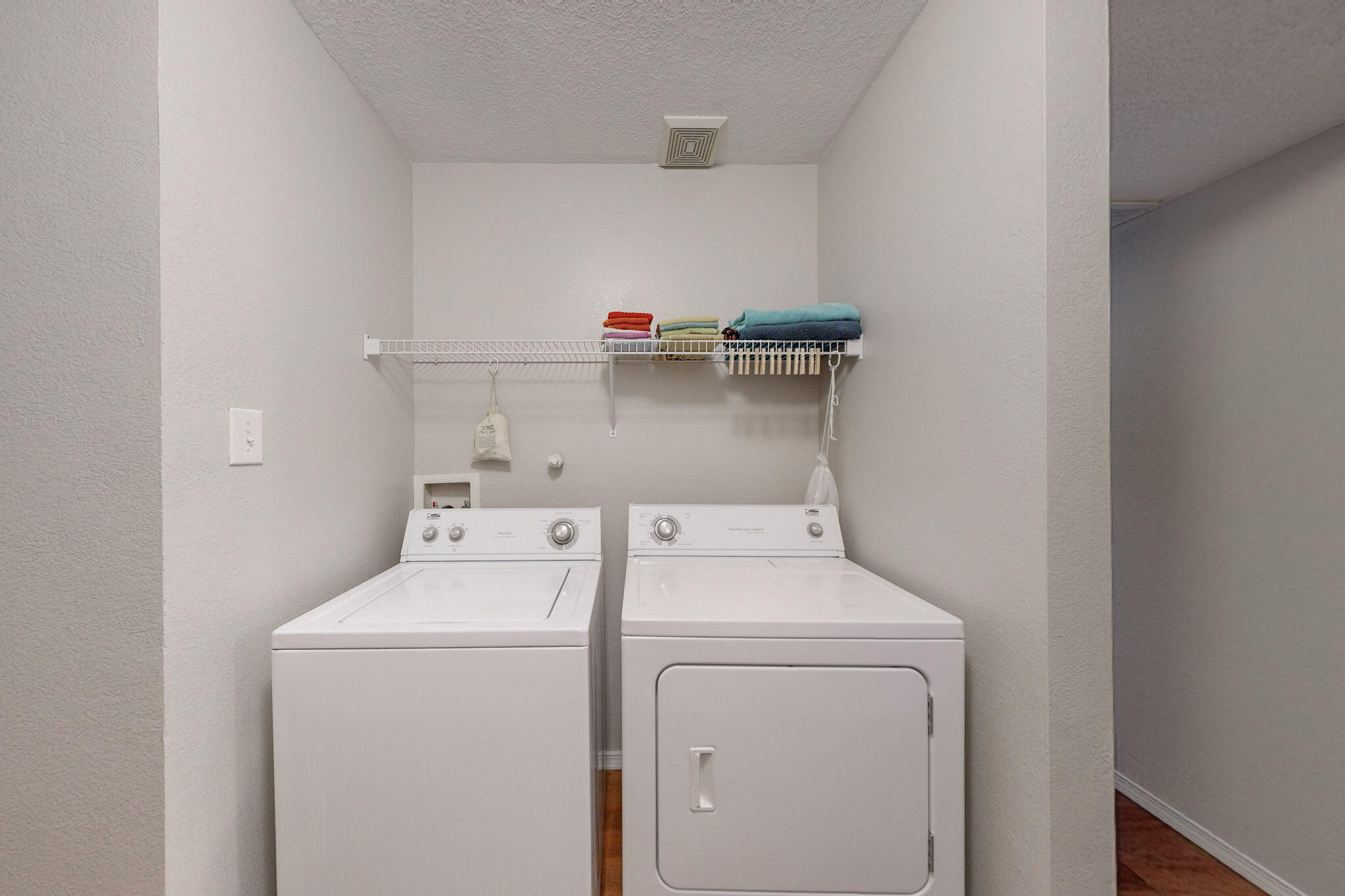 11219 Vistazo Place SE