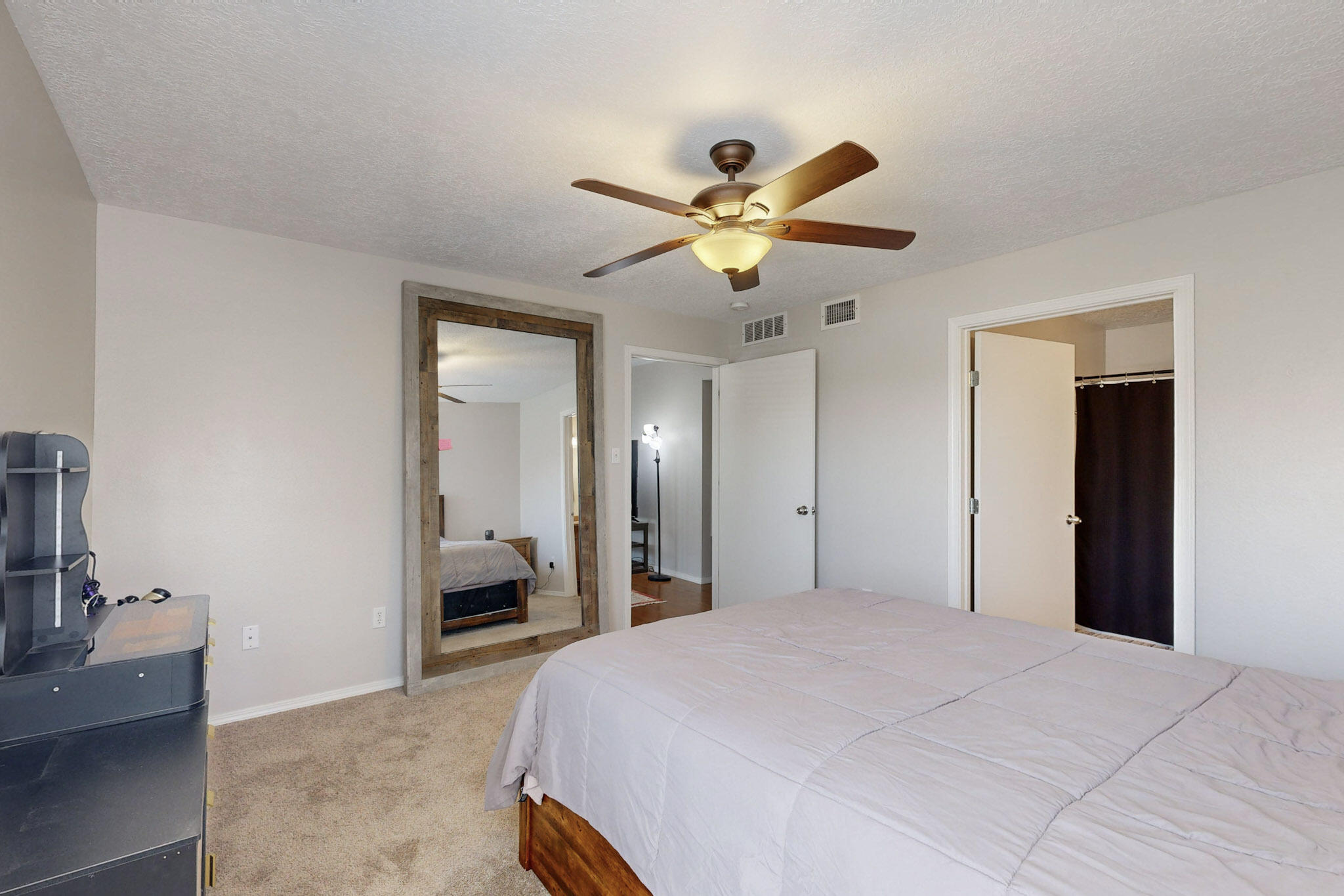 11219 Vistazo Place SE