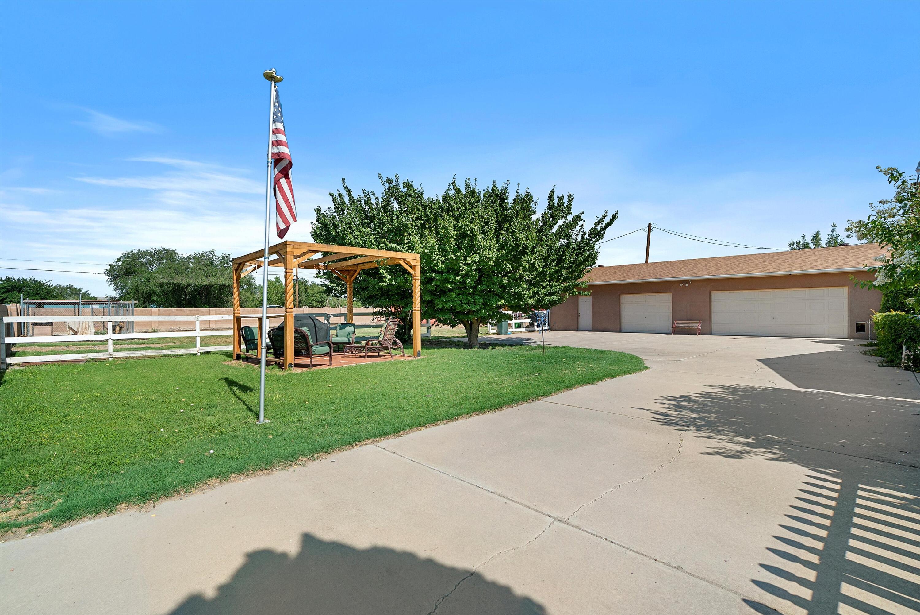 5653 Cletsoway Drive SW