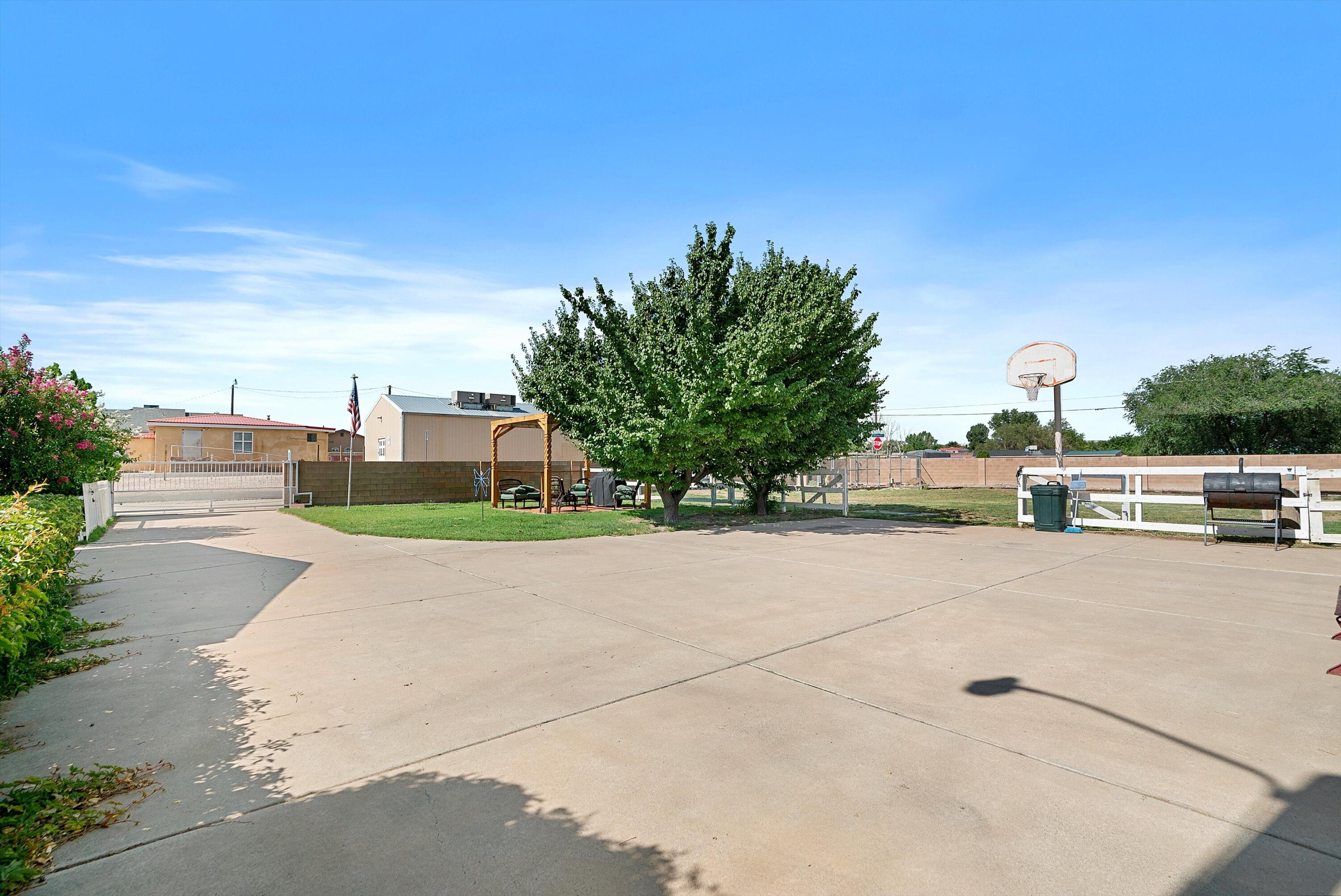 5653 Cletsoway Drive SW