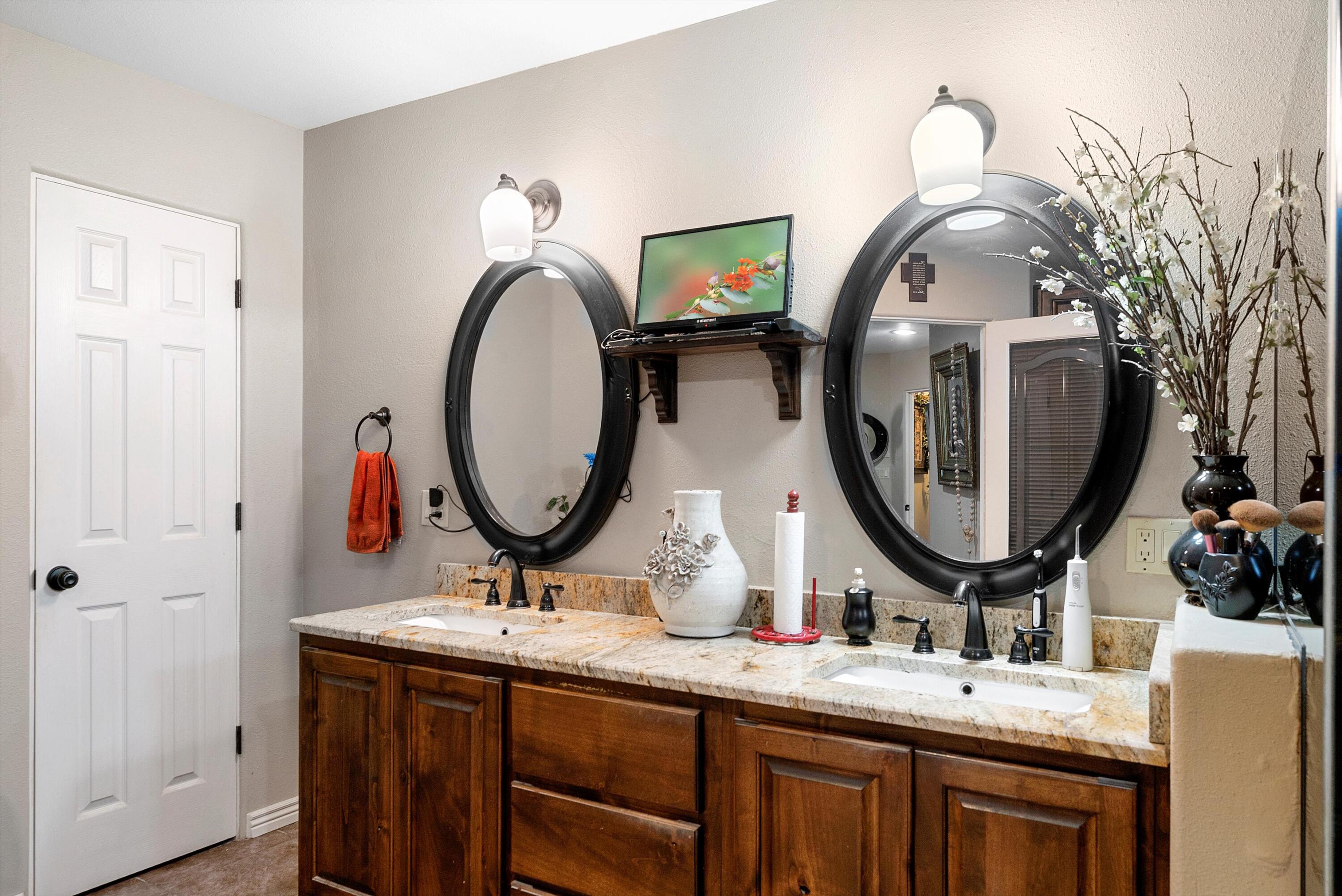 5653 Cletsoway Drive SW