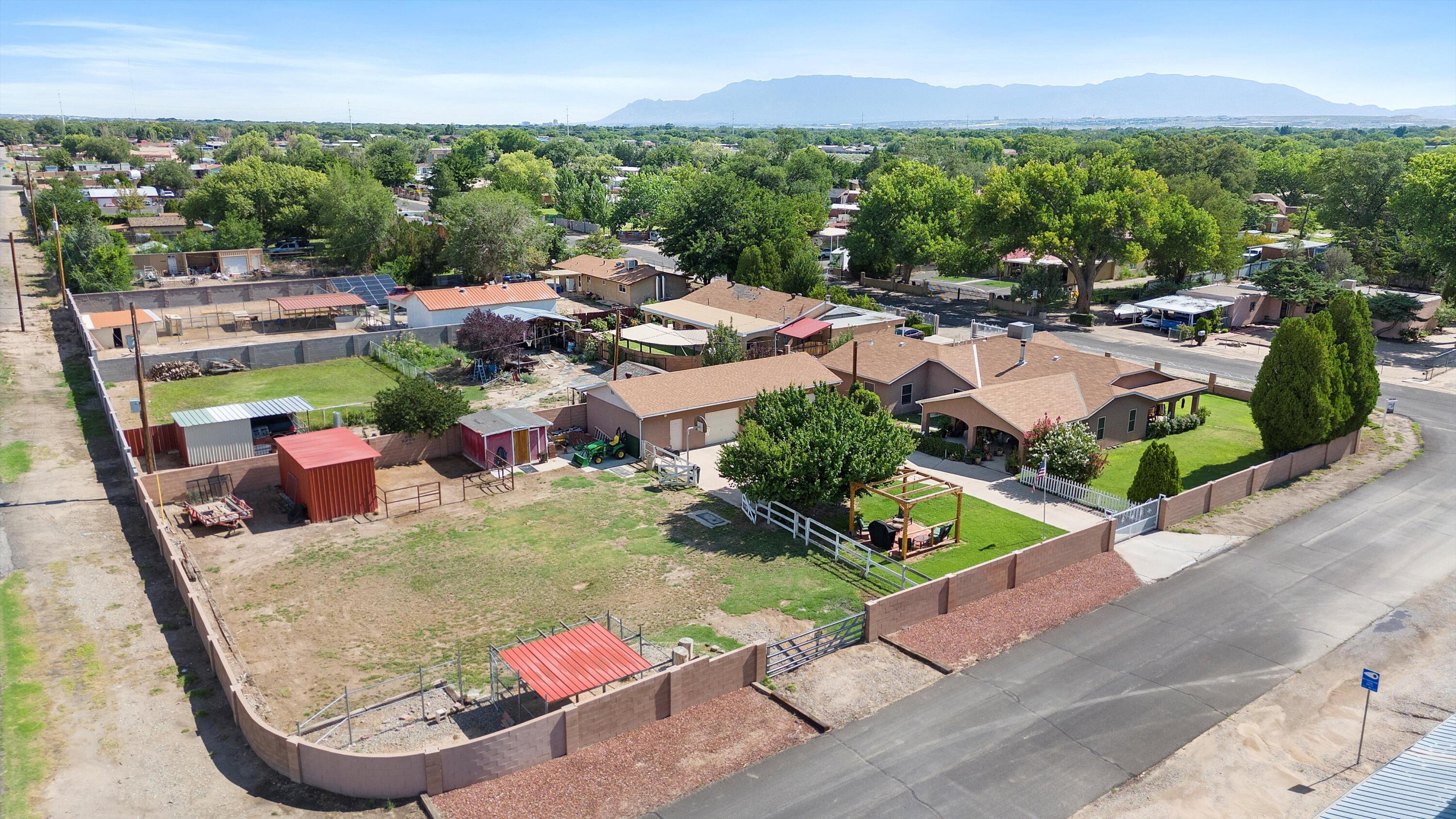 5653 Cletsoway Drive SW