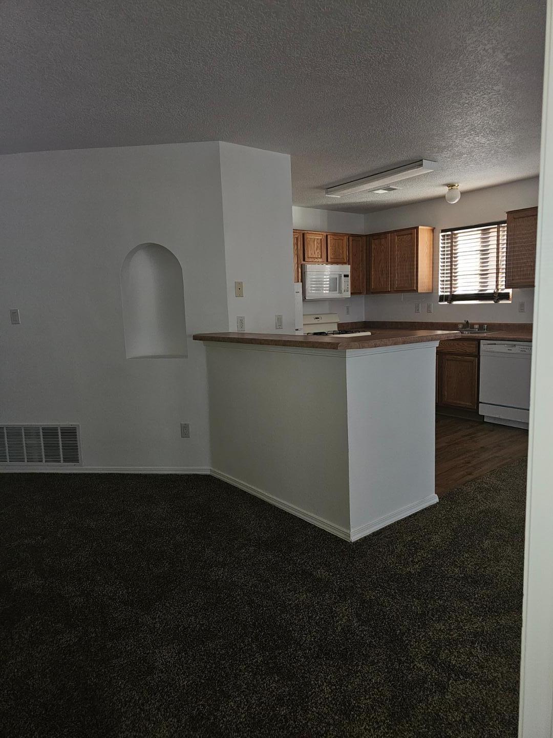 3448 Flat Iron Road NE