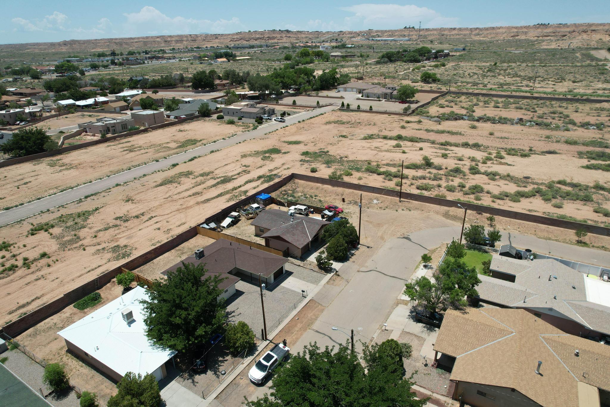 1609 W Gilbert Avenue