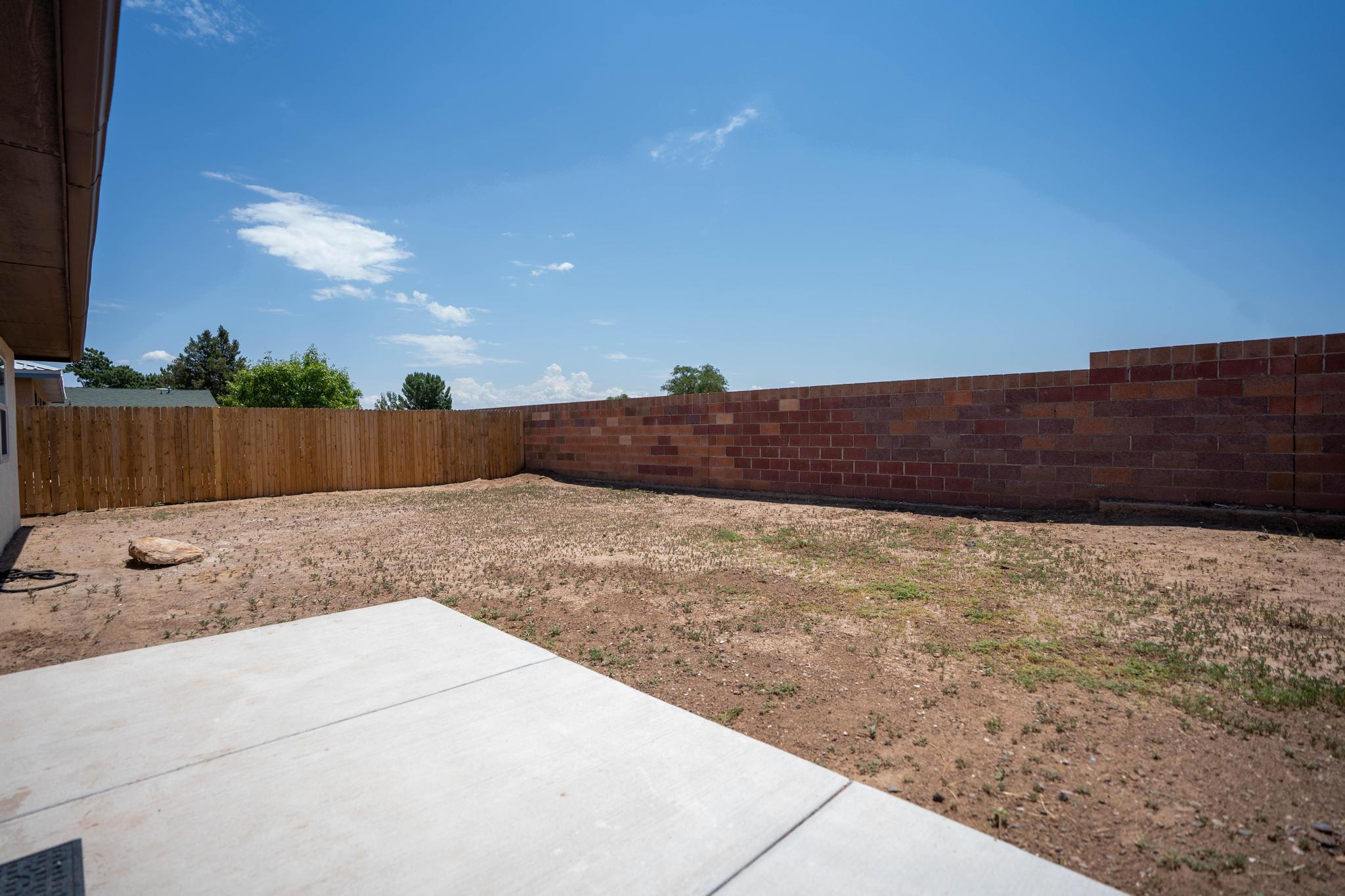 1609 W Gilbert Avenue