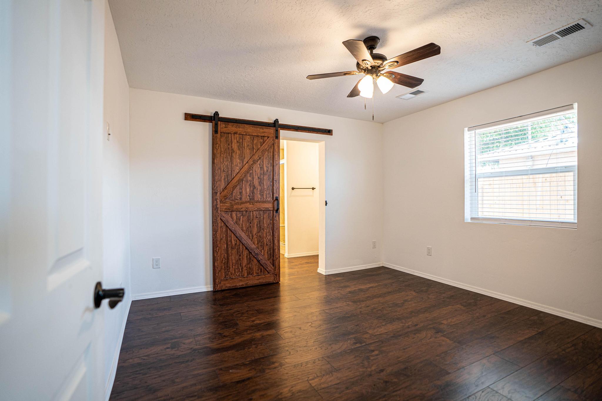 1609 W Gilbert Avenue