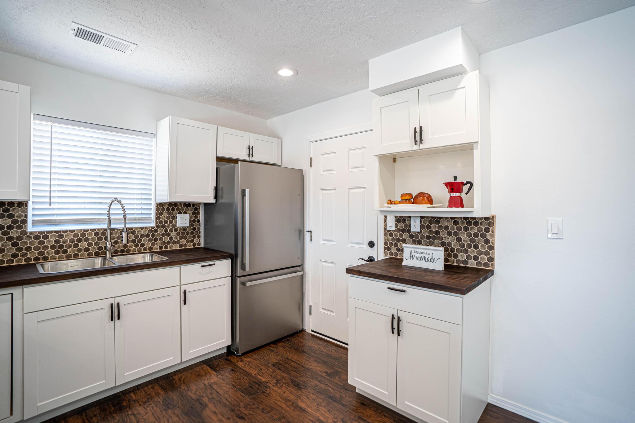 1609 W Gilbert Avenue