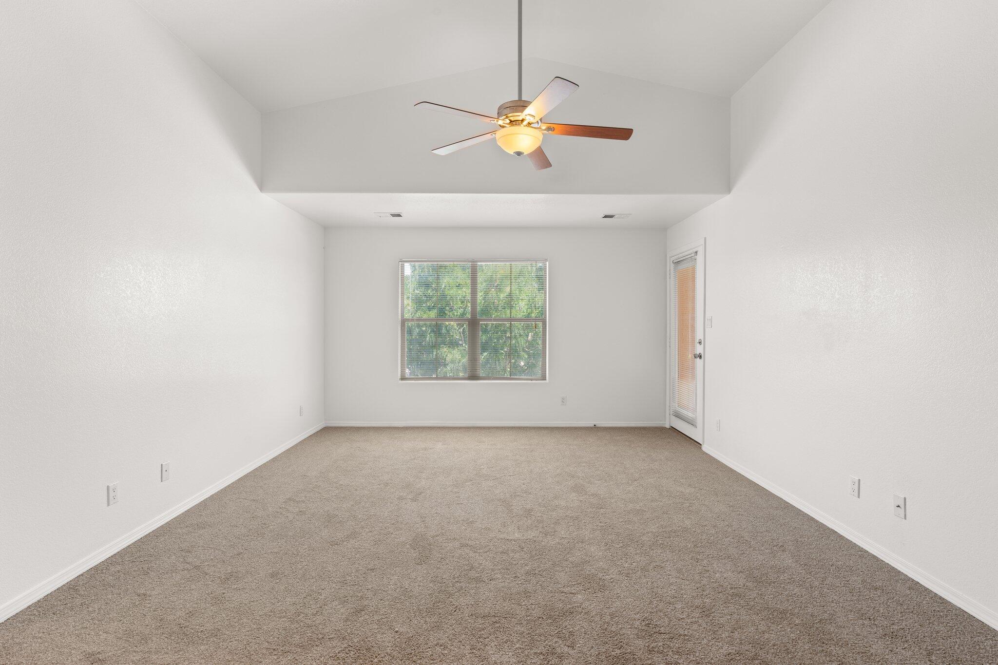 5640 Valle Alegre Way NW