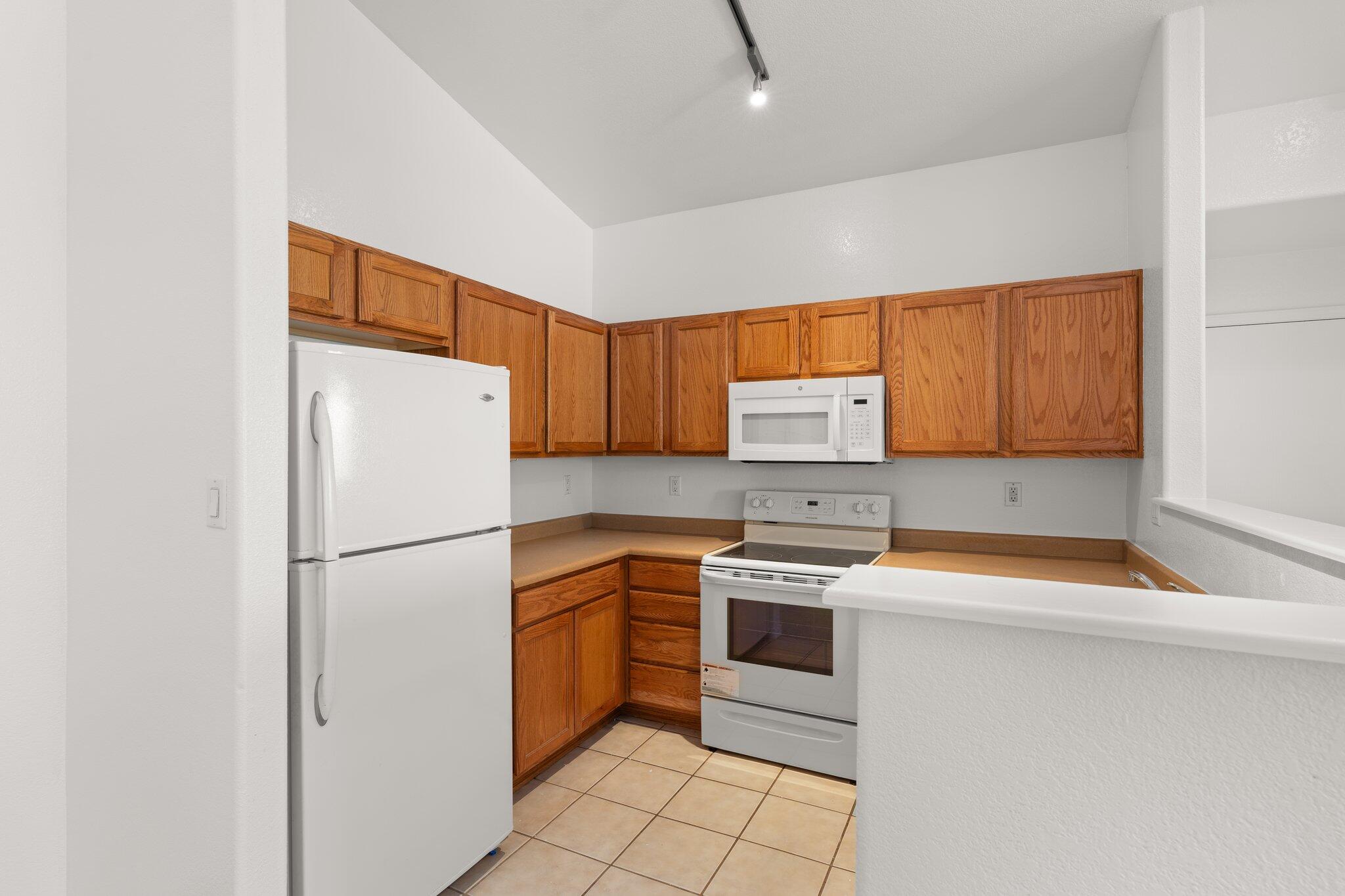 5640 Valle Alegre Way NW