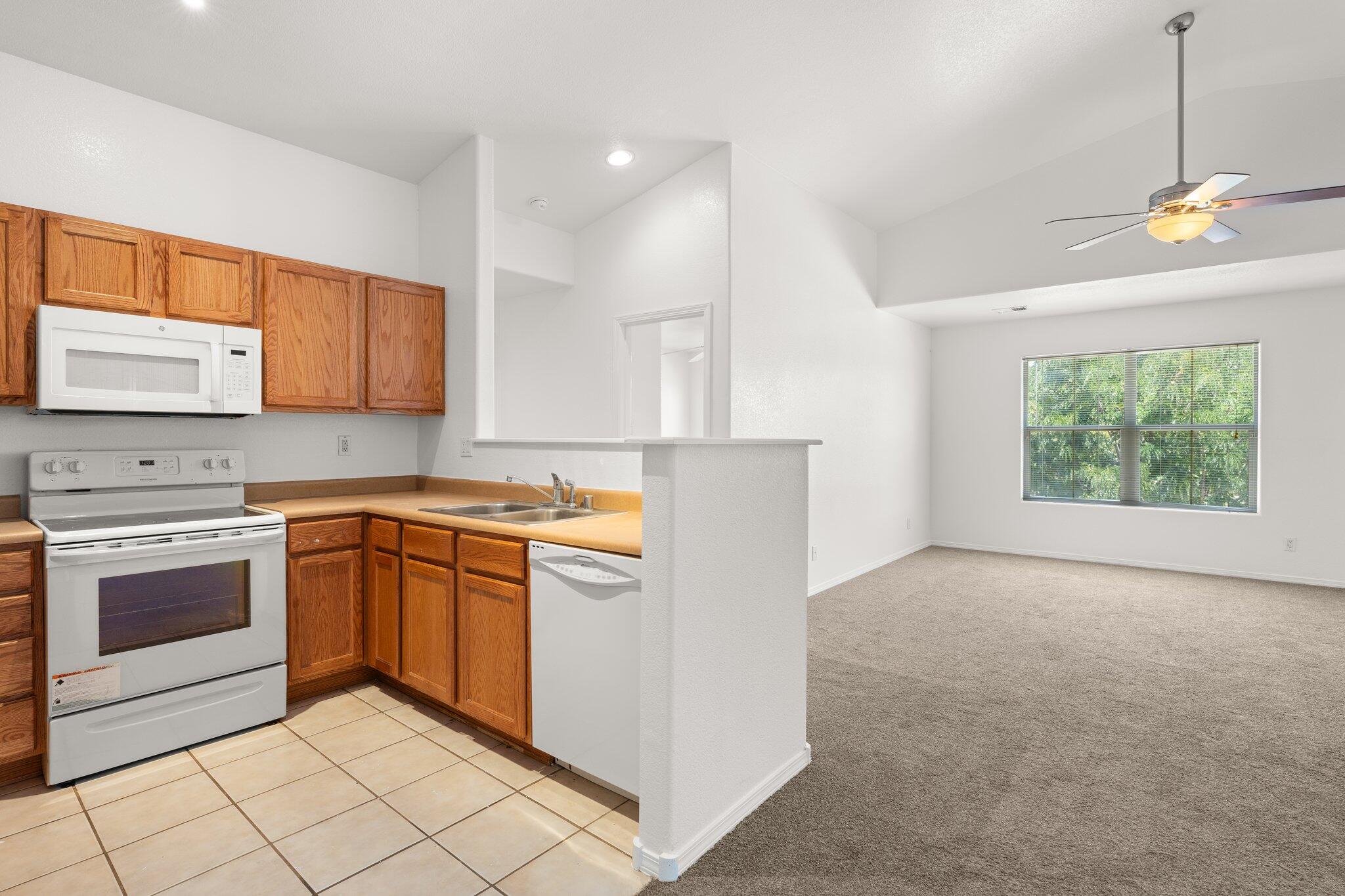 5640 Valle Alegre Way NW