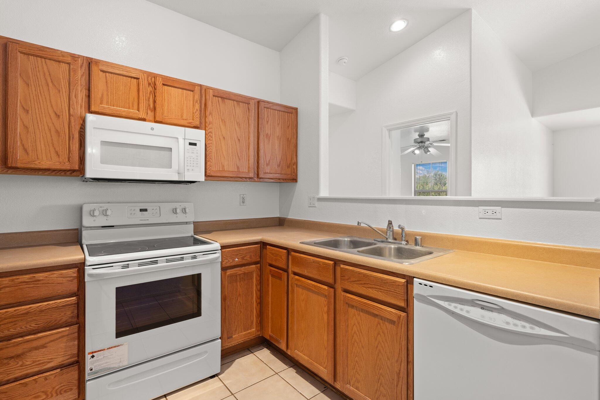 5640 Valle Alegre Way NW