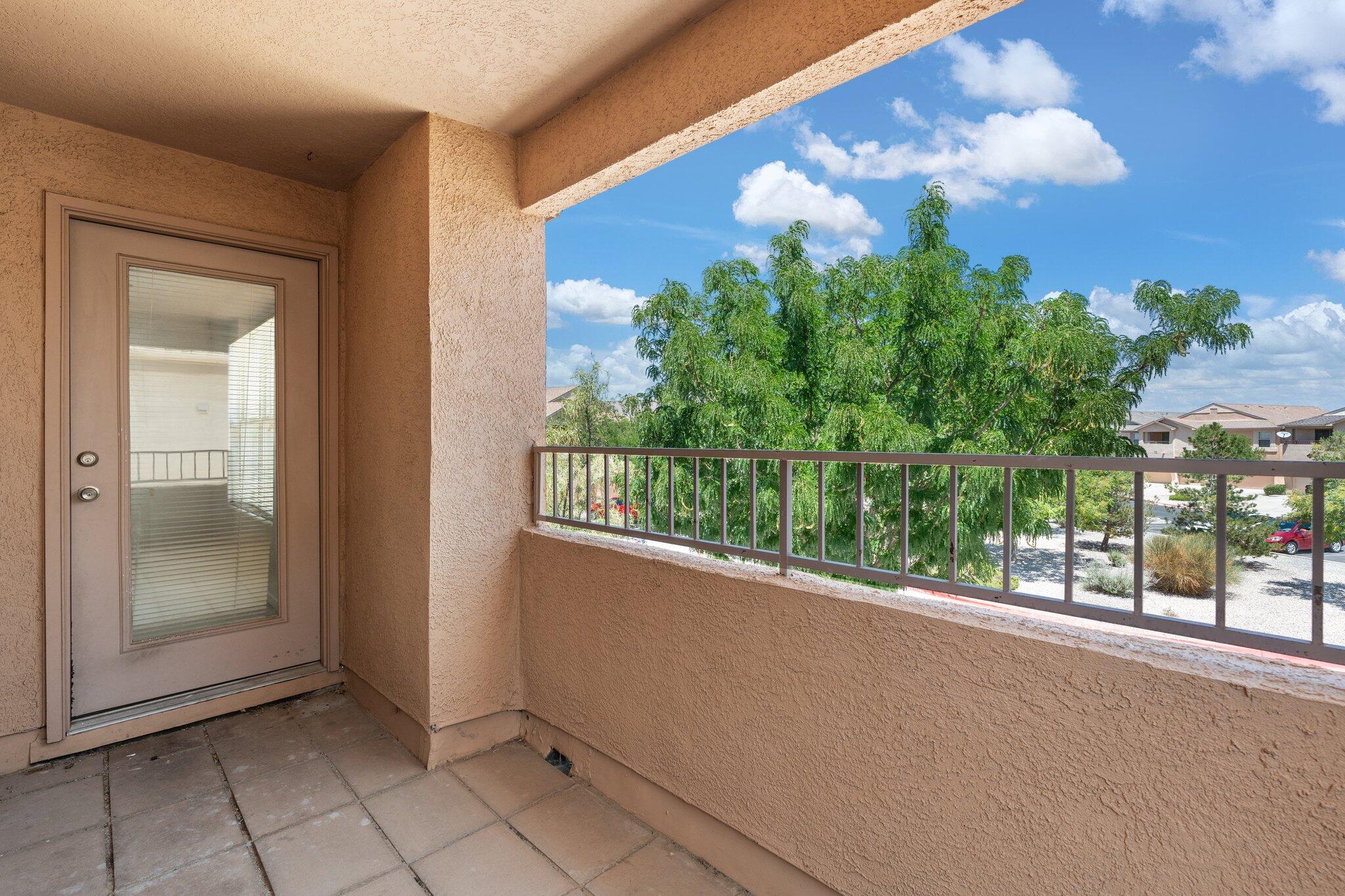 5640 Valle Alegre Way NW