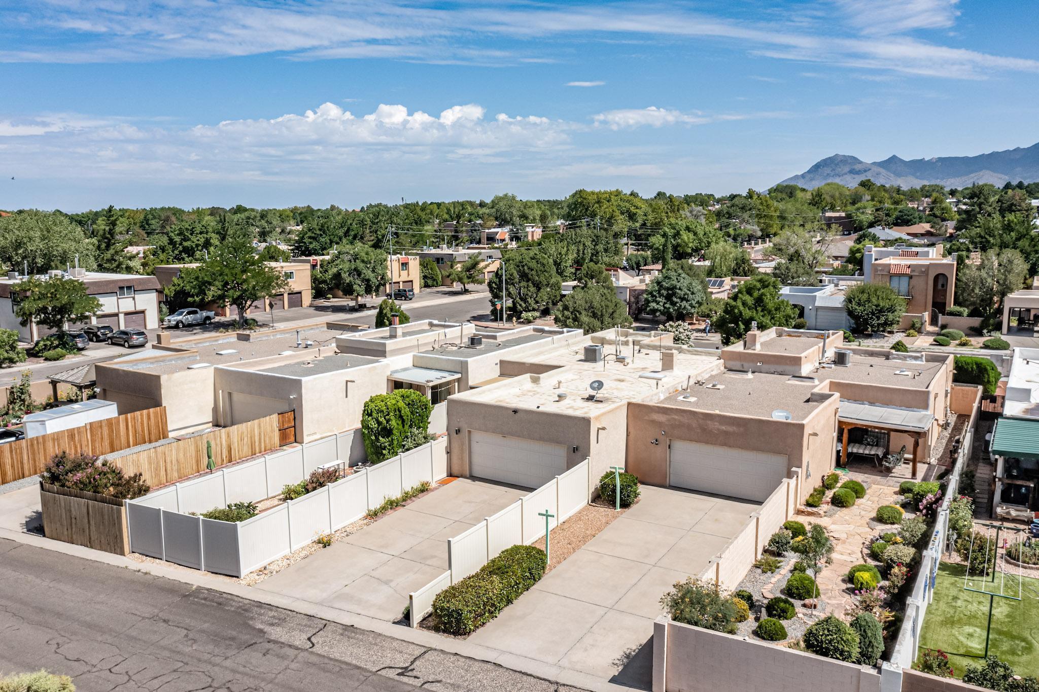 8504 CHAMBERS Place NE