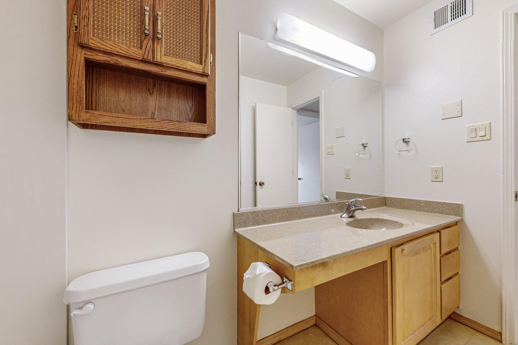 8504 CHAMBERS Place NE