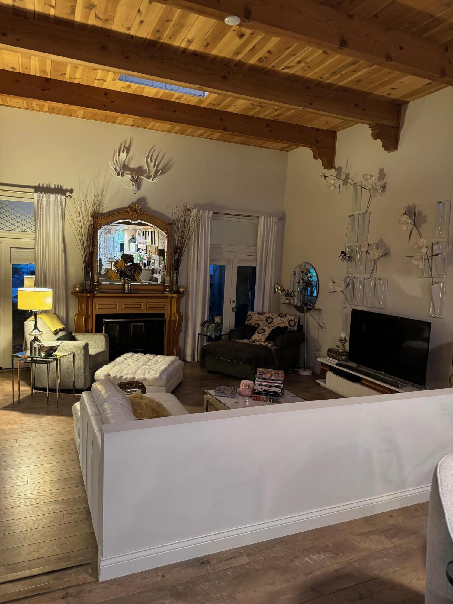 9115 Flushing Meadows Drive NE