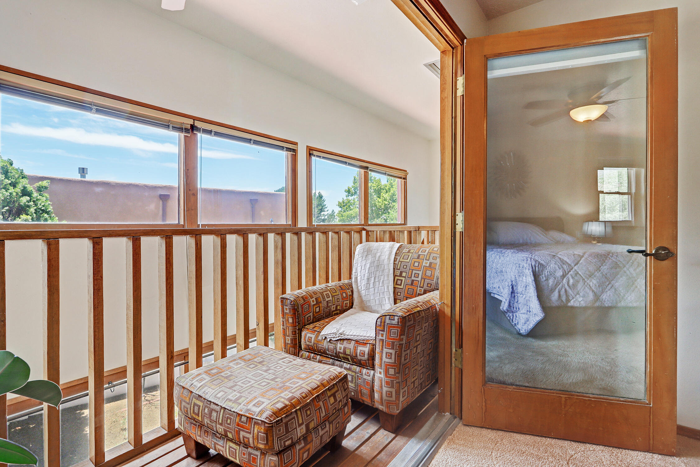 1004 DASKALOS Drive NE