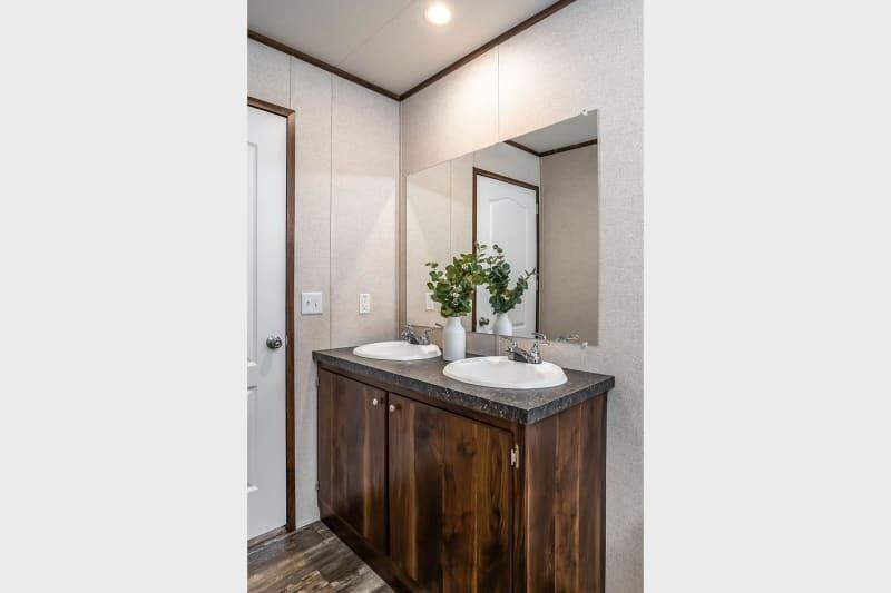 1119 W Delgado Avenue