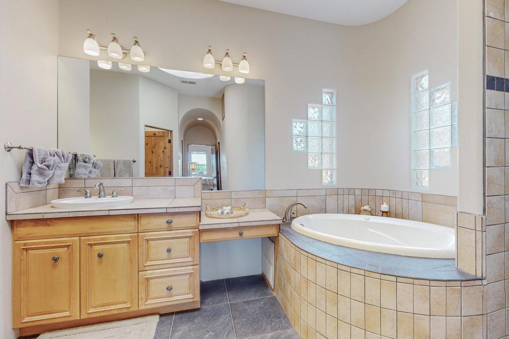 6518 Oersted Road NE