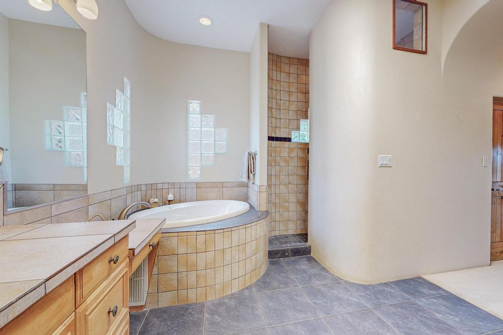 6518 Oersted Road NE