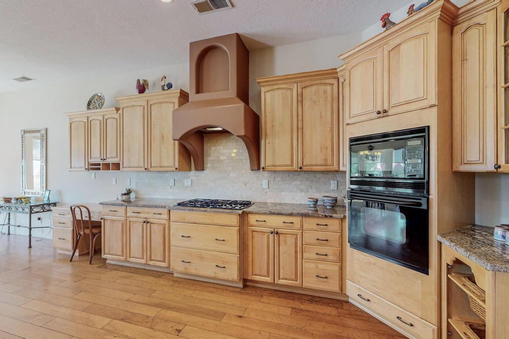 6518 Oersted Road NE